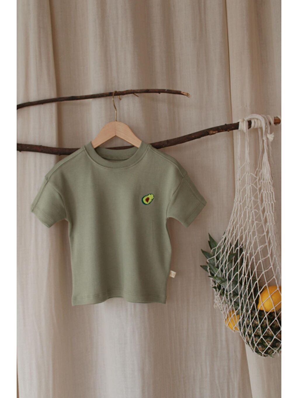 Haki Avokado Nakışlı Oversize T-Shirt-6