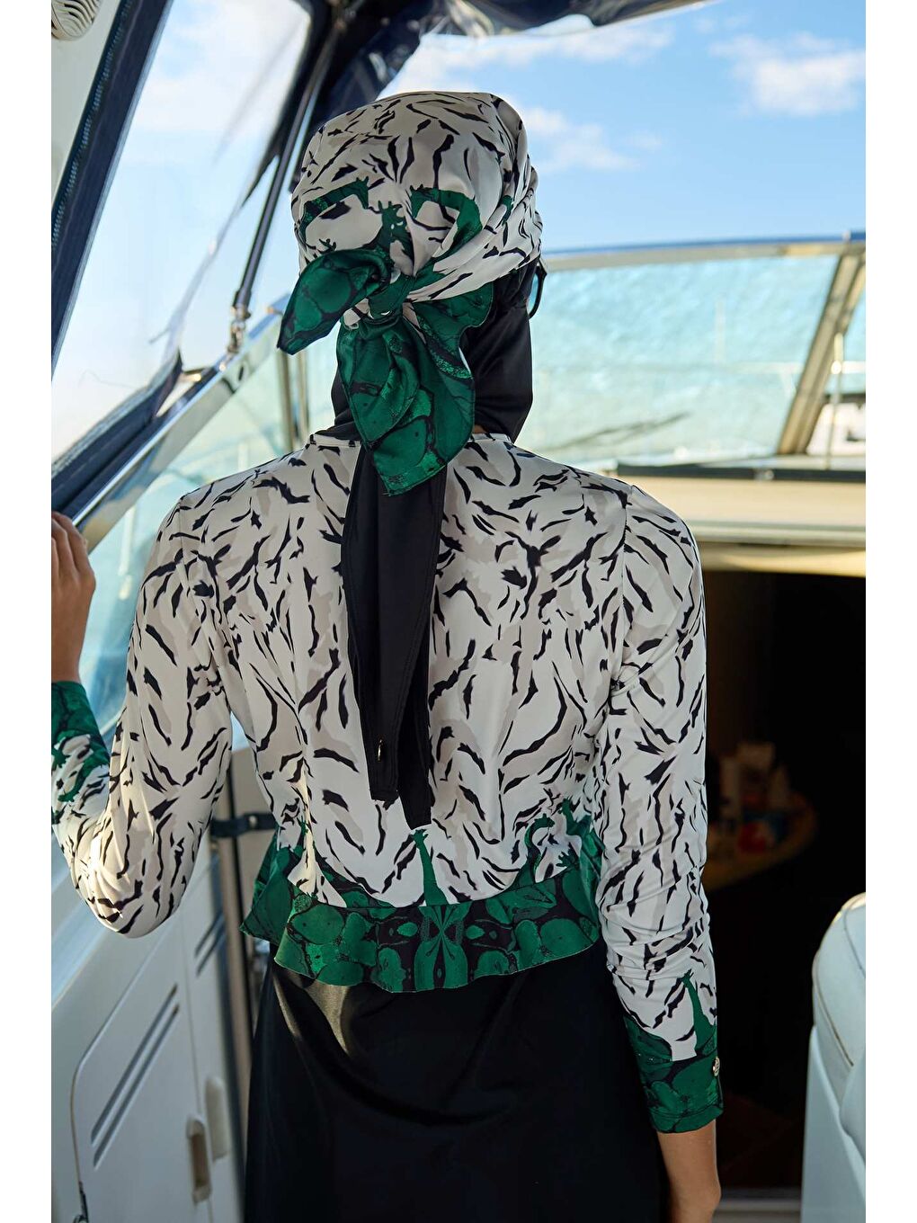 Karışık Üçgen Eşarp - 17-1