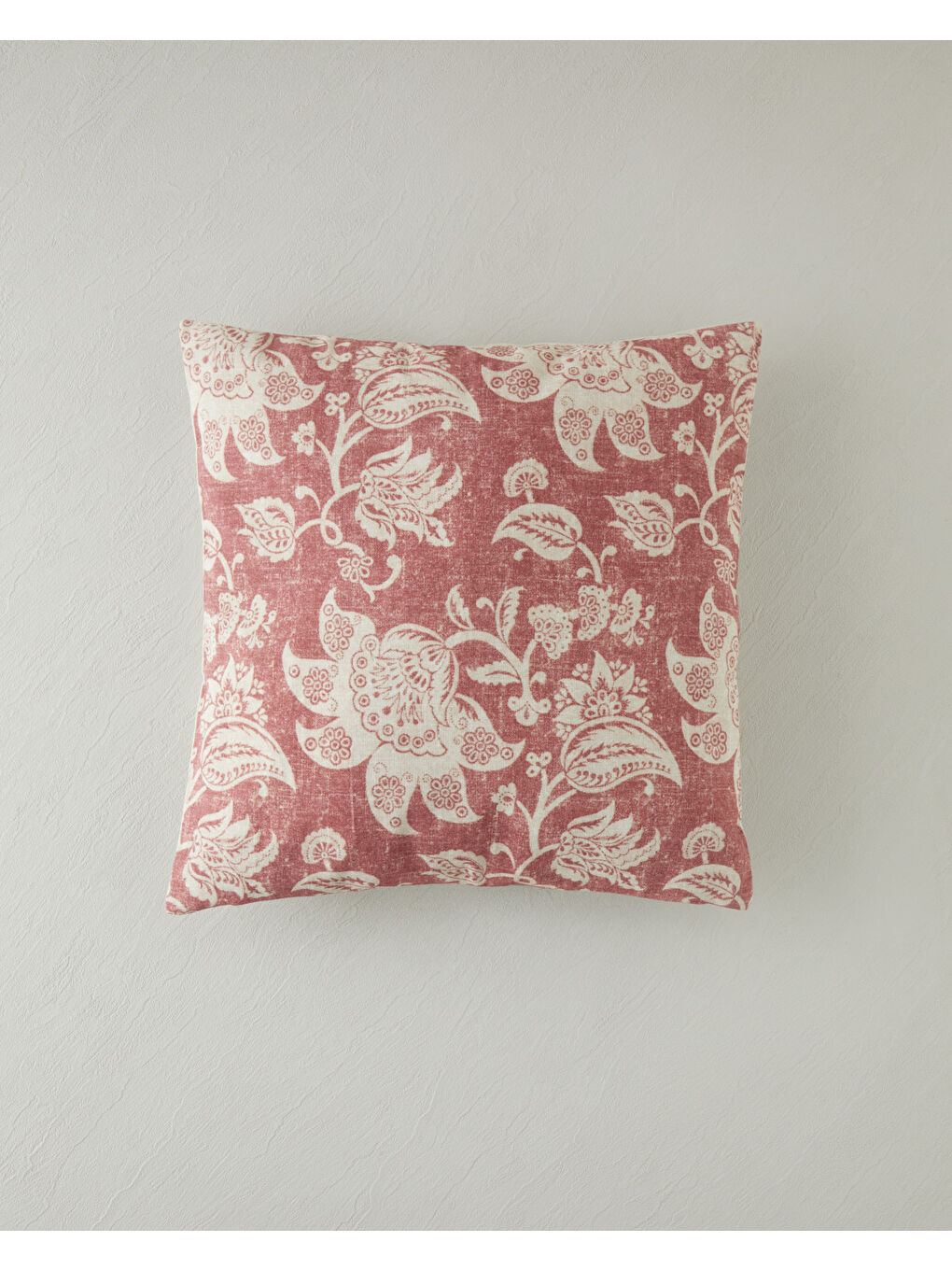 Fiora Kırlent Kılıfı 45x45 cm Bordo