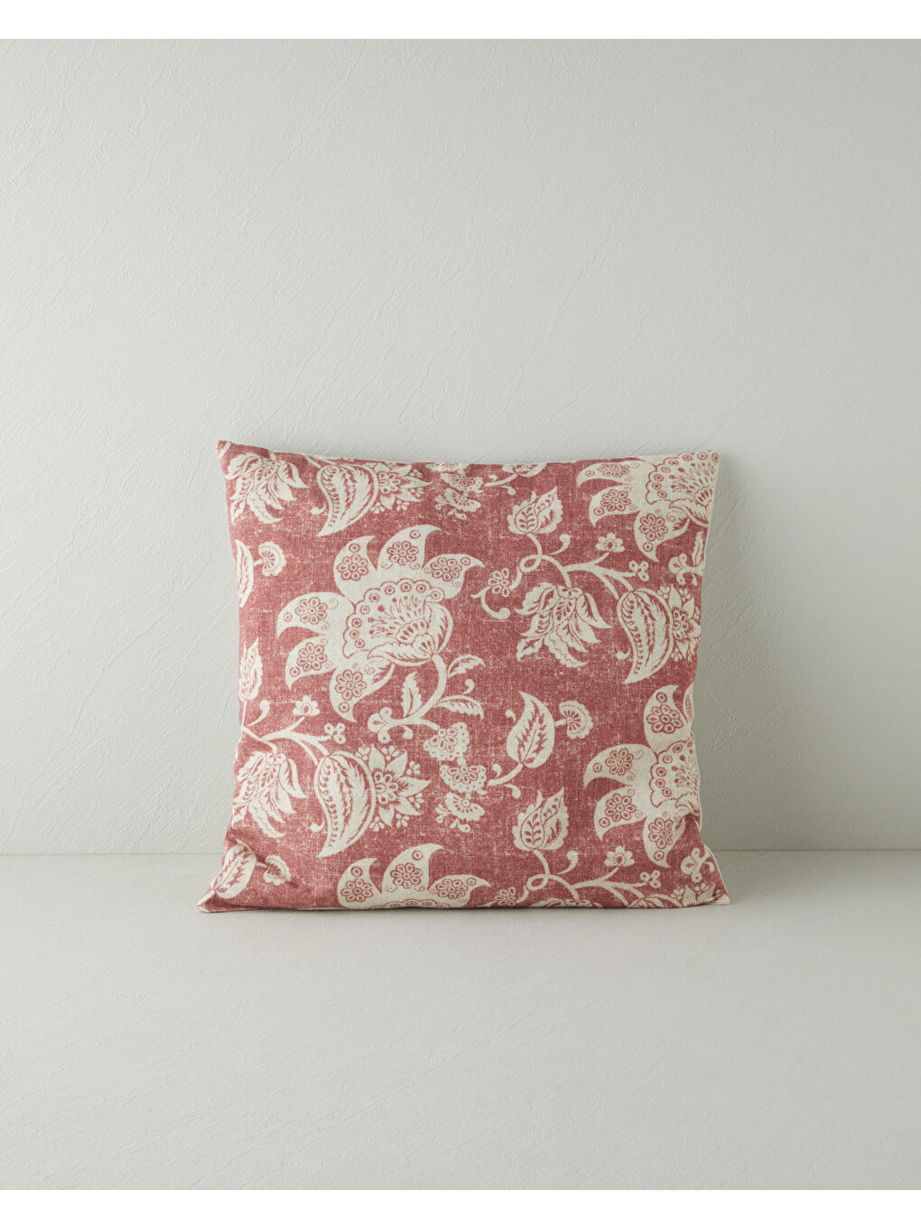 Fiora Kırlent Kılıfı 45x45 cm Bordo-1