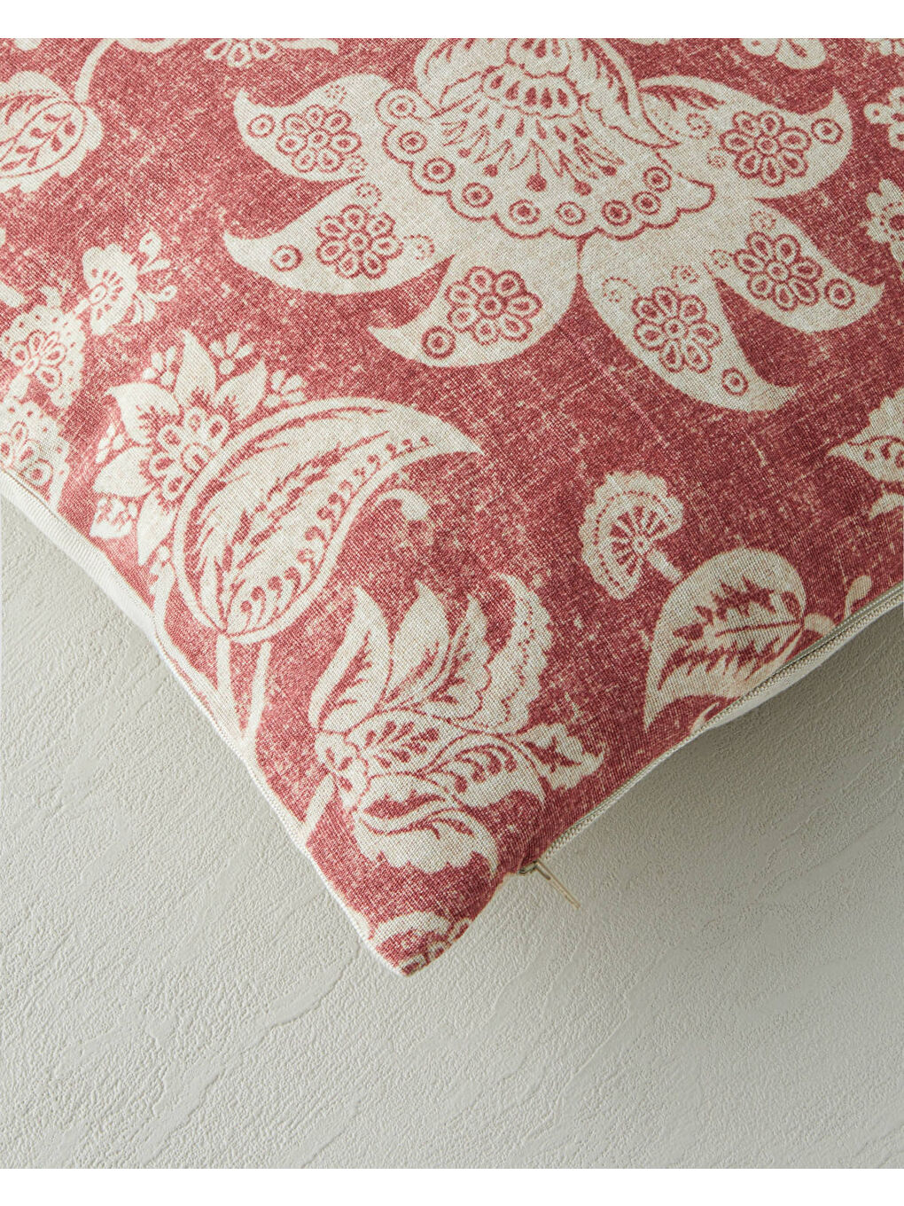 Fiora Kırlent Kılıfı 45x45 cm Bordo-2