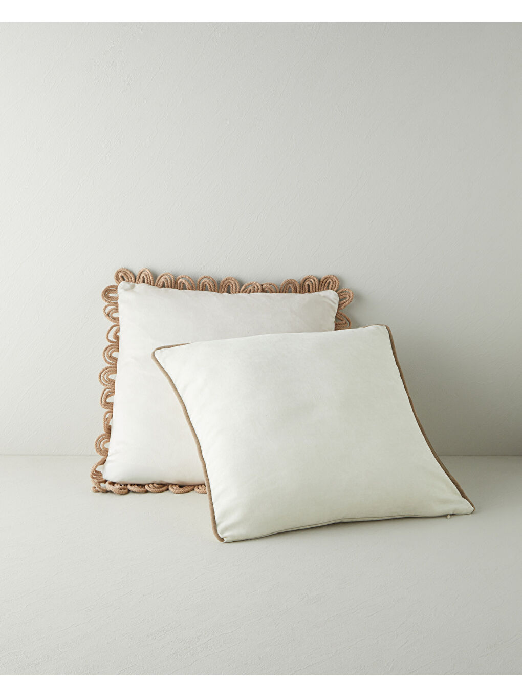 Ravena Kırlent Kılıfı 45x45 cm Bej-3