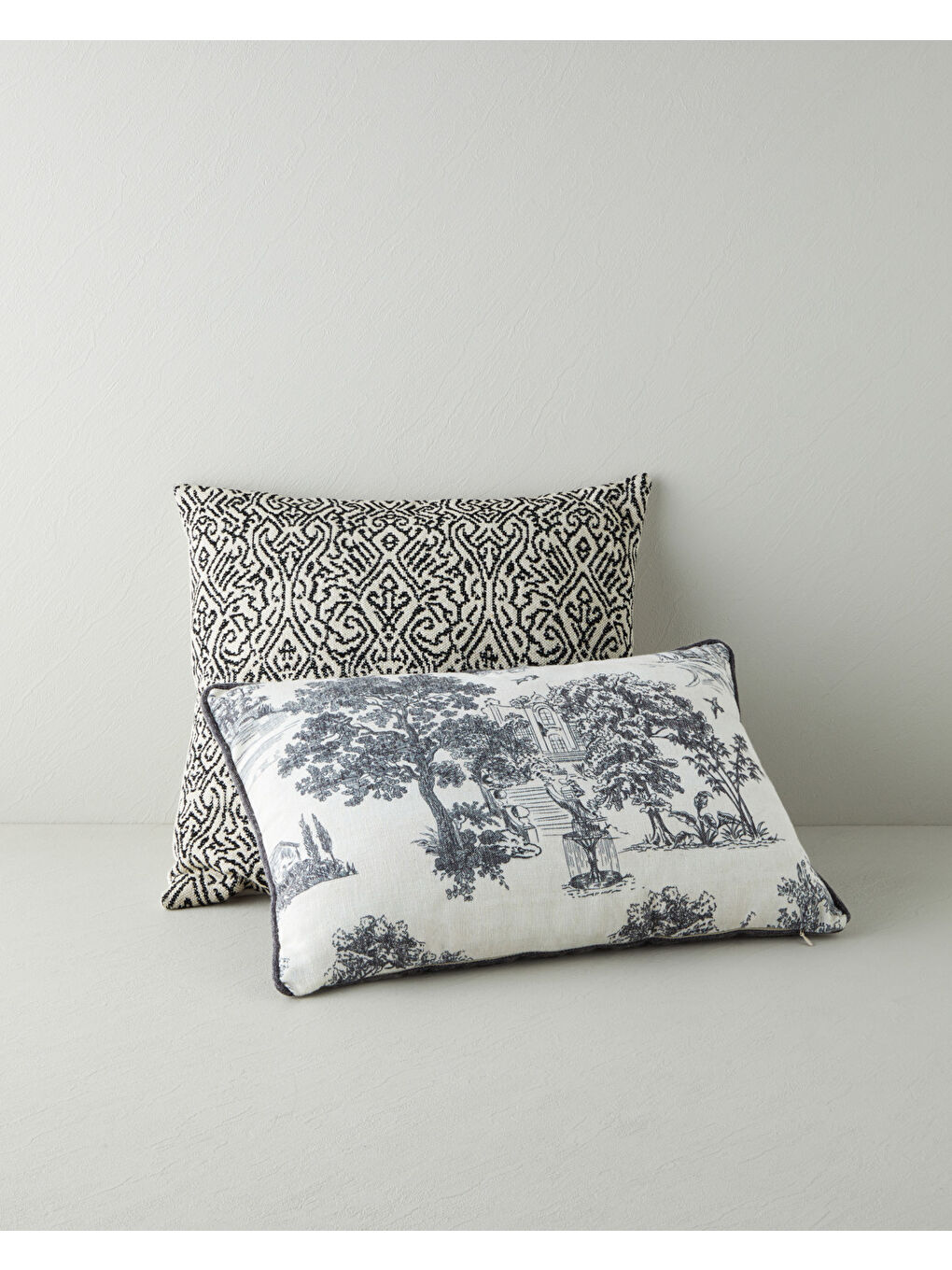 Mirena Kırlent Kılıfı 45x45 cm Siyah - Beyaz-3