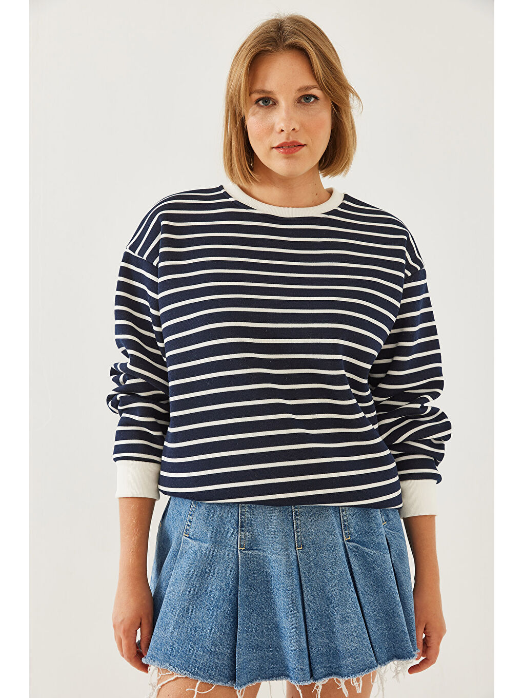 Lacivert Kadın Üç İplik Şardonlu Çizgili Sweatshirt-3