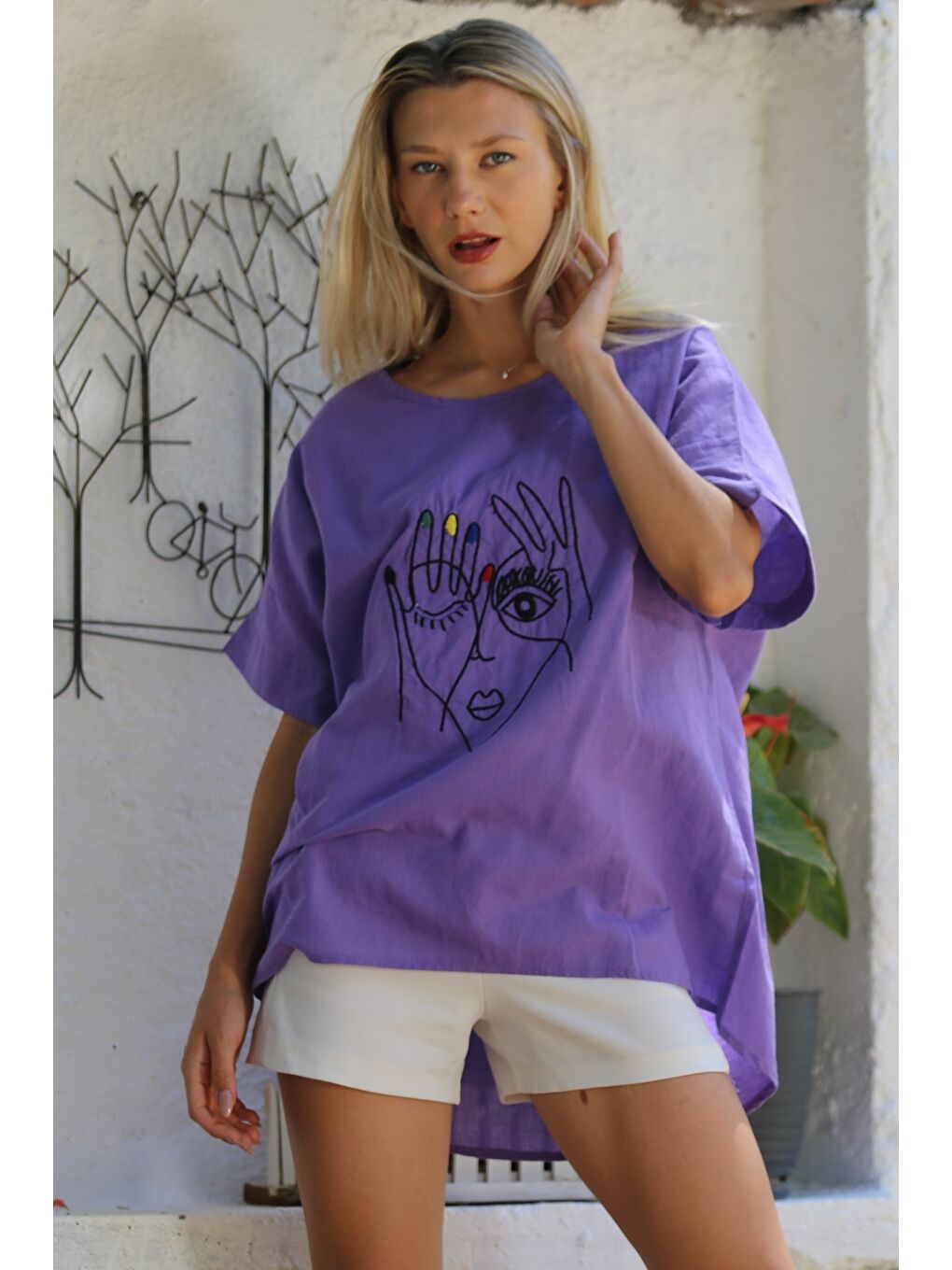 Açık Mor Havuz Yaka Kısa Kol Nakışlı Dokuma Casual Pamuklu Bluz