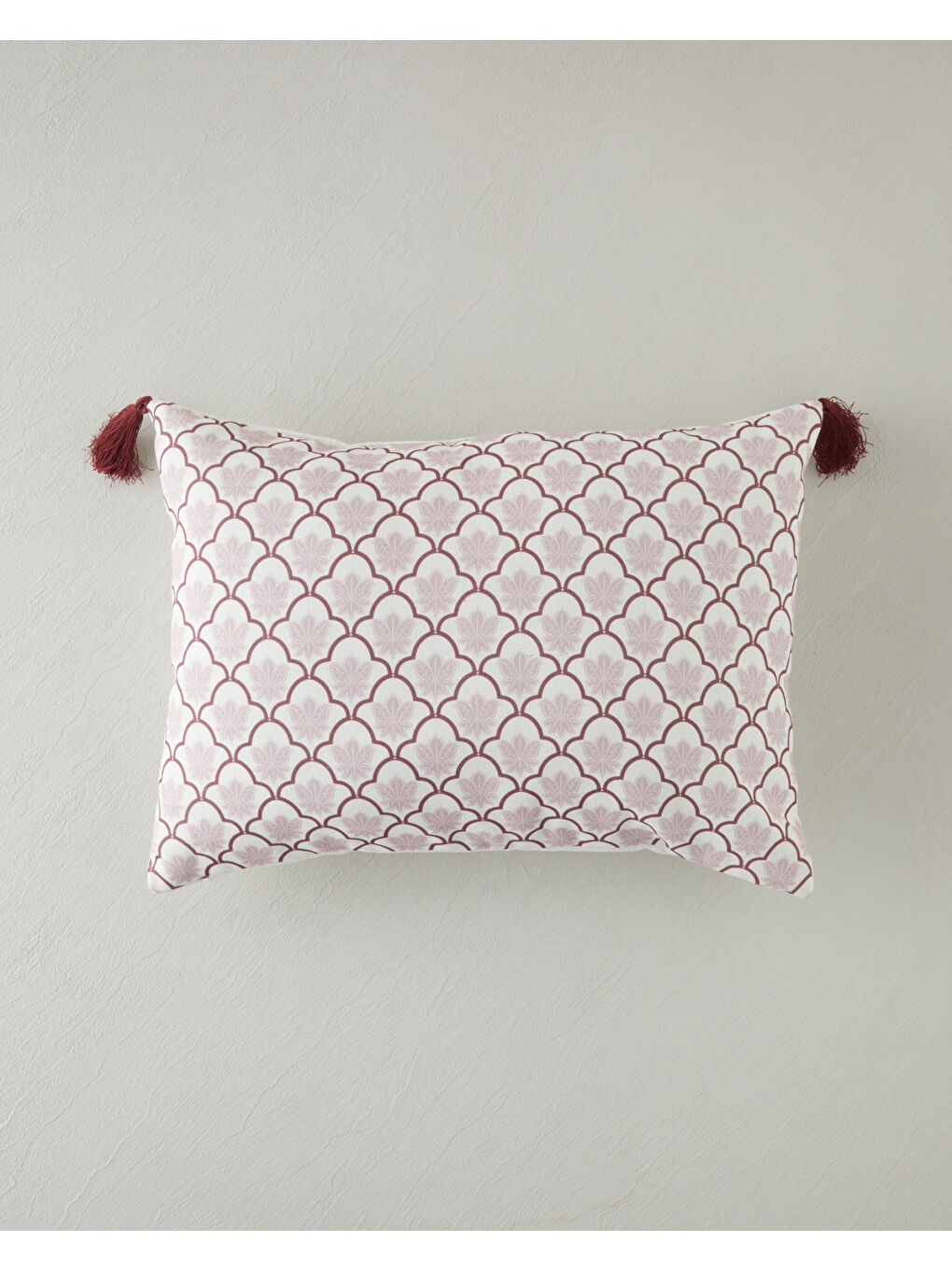 Liora Dolgulu Kırlent 35x50 cm Pembe