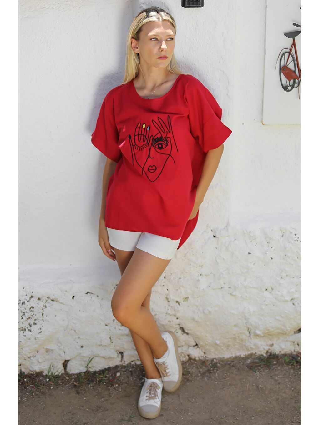 Kırmızı Havuz Yaka Kısa Kol Nakışlı Dokuma Casual Pamuklu Bluz-5