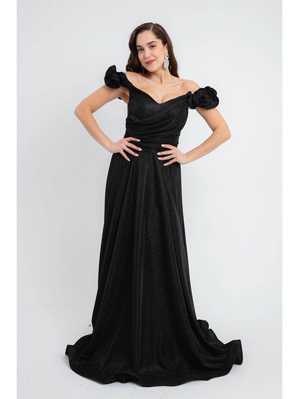 Kadın Siyah Kolları Fırfırlı Simli Uzun Abiye Elbise-2