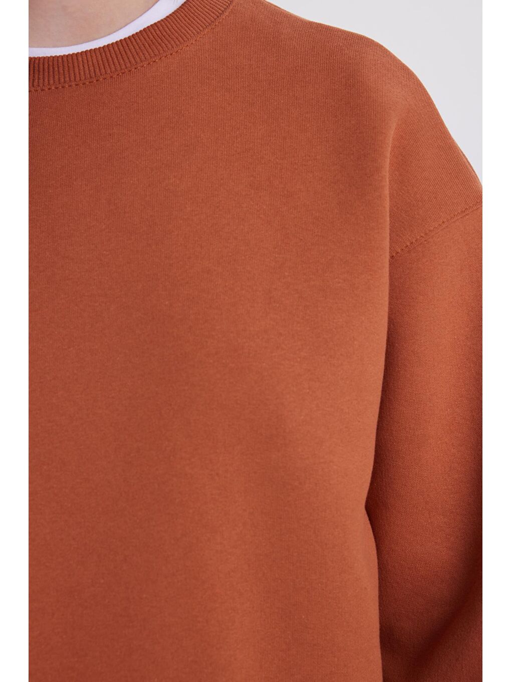 Kahverengi Kadın Oversize Geniş Kesim Pamuklu Bisiklet Yaka Kiremit Sweatshirt-2