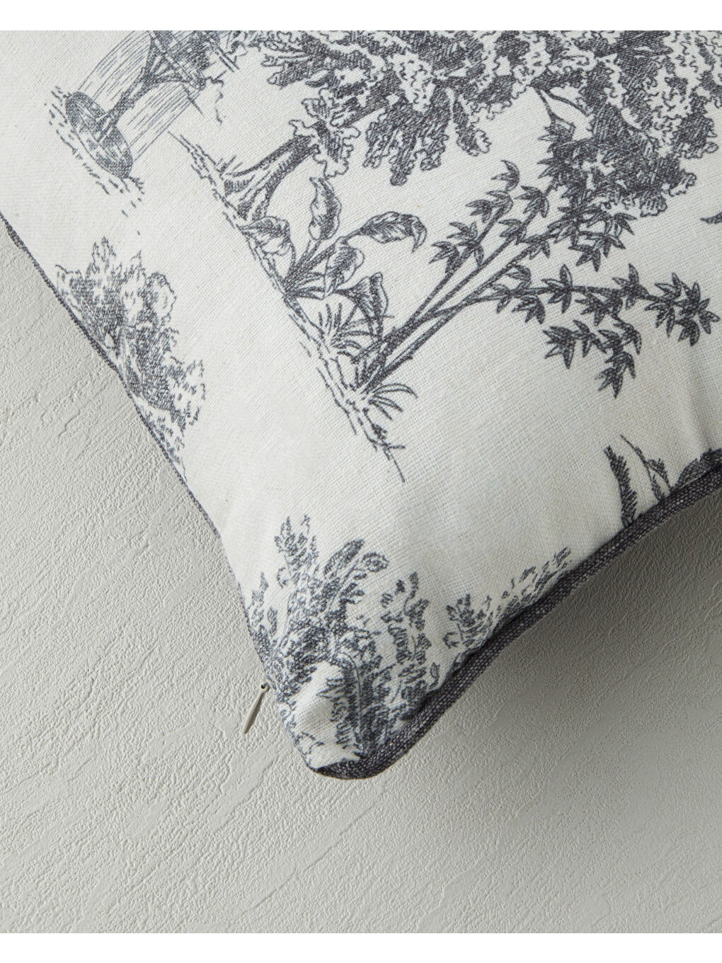 Morava Dolgulu Kırlent 35x50 cm Siyah - Beyaz-1