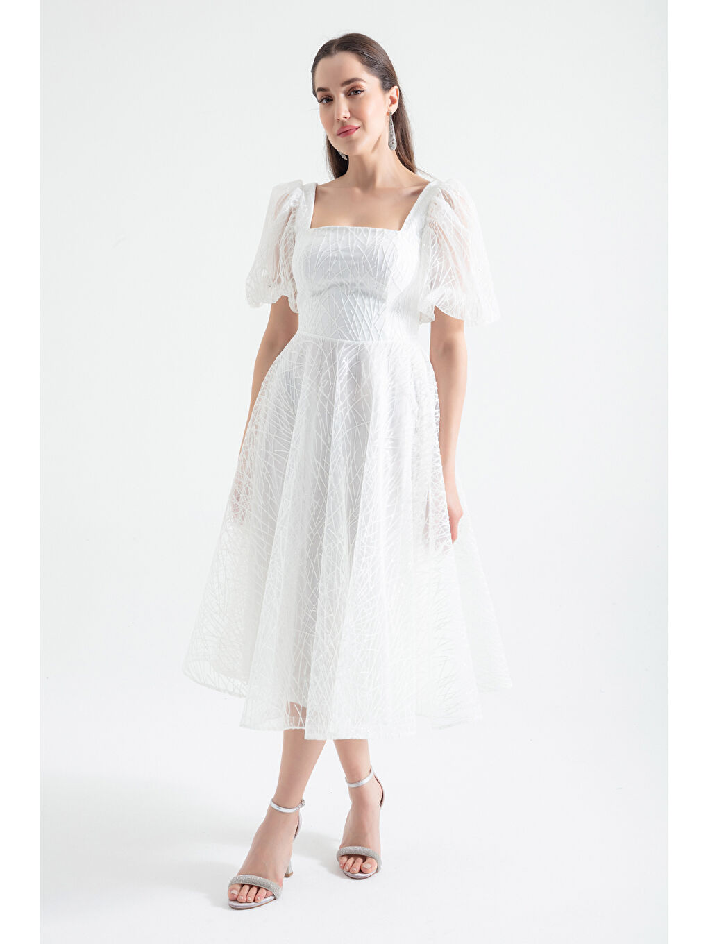 Kadın Beyaz Balon Kol Simli Midi Abiye-1