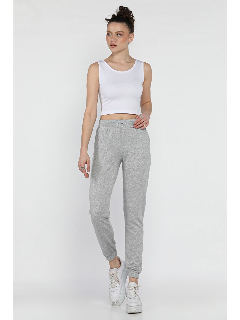 Gri Kadın Bel Ve Paça Lastikli Eşofman Altı-1