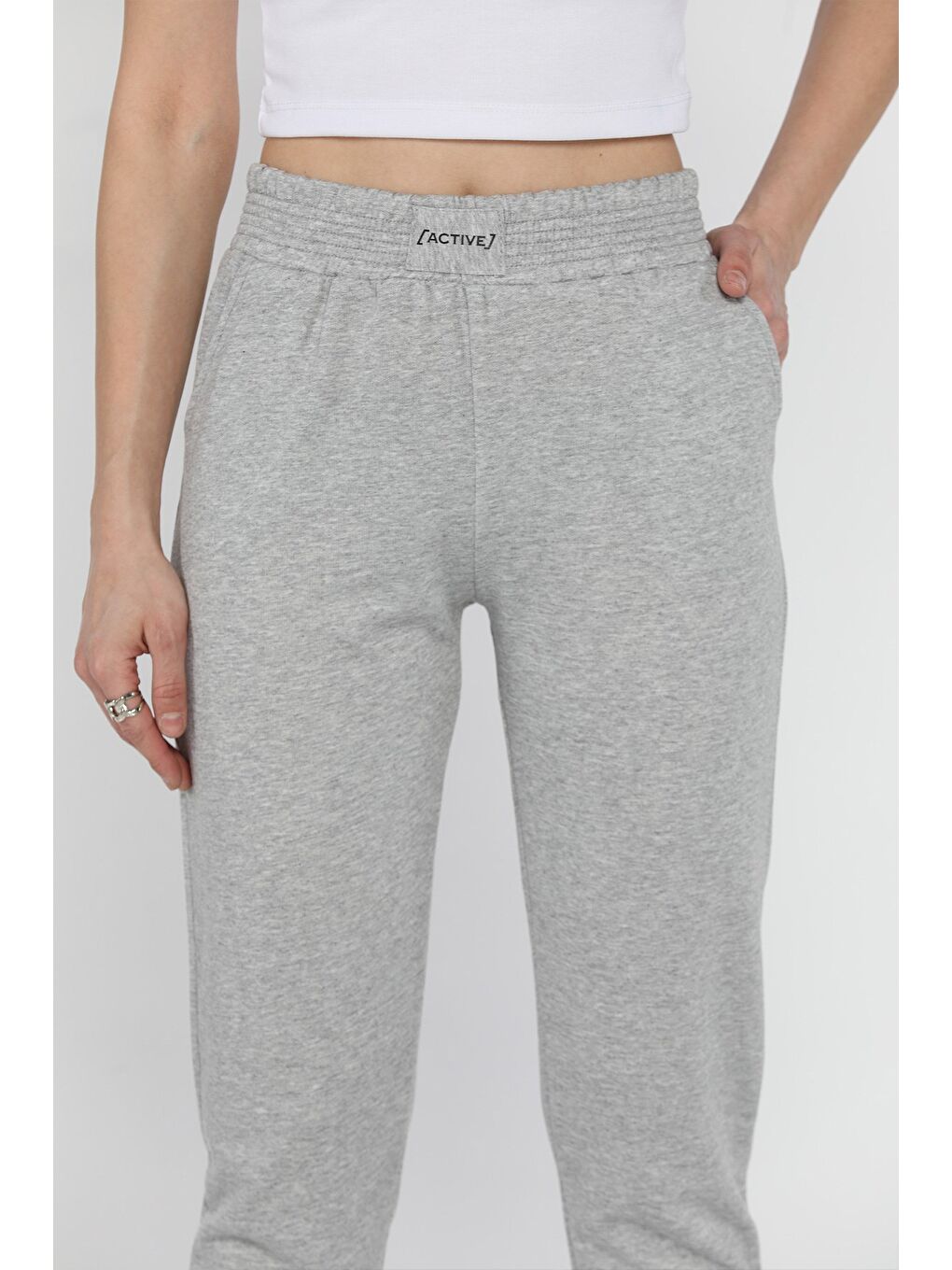 Gri Kadın Bel Ve Paça Lastikli Eşofman Altı-3