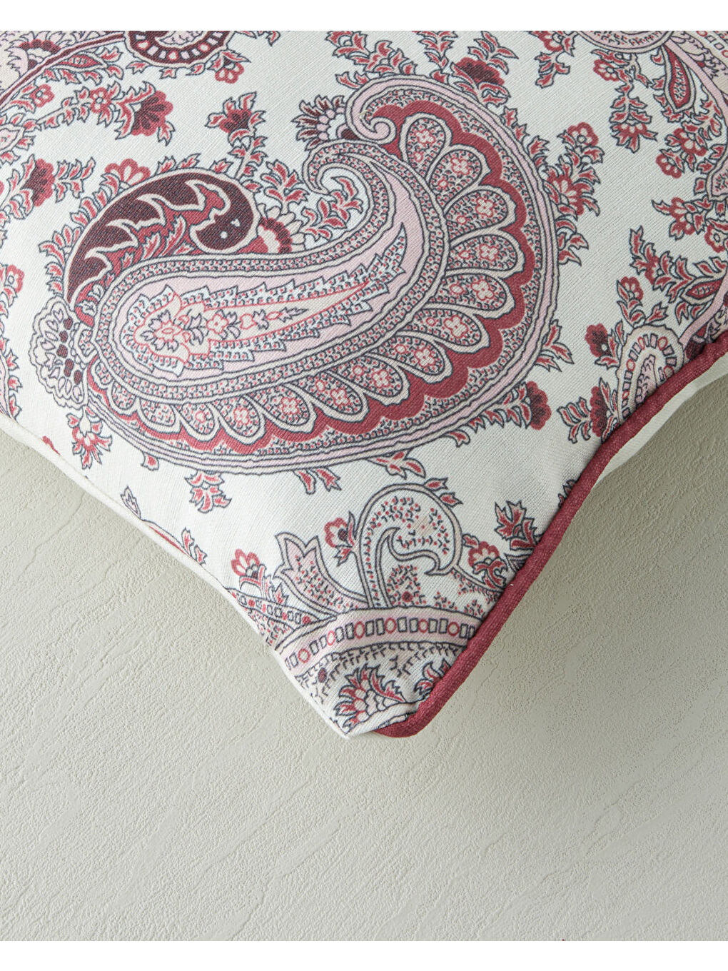 Beyaz Bohemian Dolgulu Kırlent 45x45 cm Multicolor-2