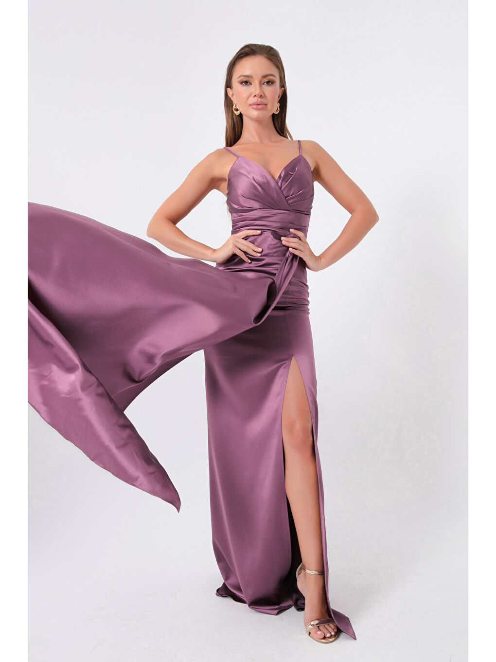 Lila Kadın Lavanta Askılı Uzun Saten Abiye Elbise & Mezuniyet Elbisesi-1