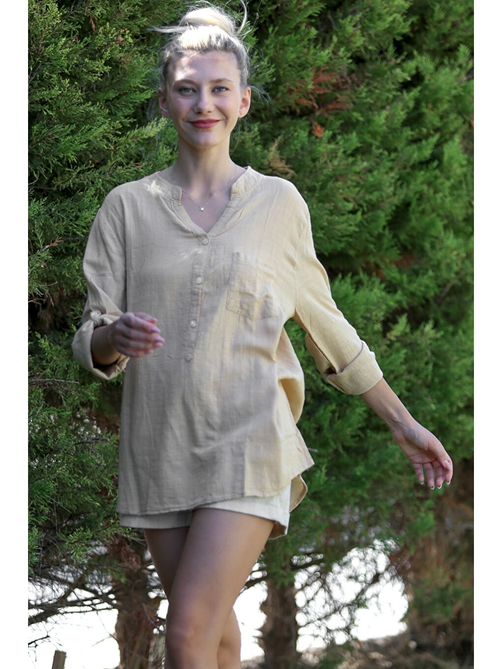 Koyu Bej Hakim Yaka Düğmeli Uzun Kollu Cepli Pamuklu Dokuma Casual Bluz