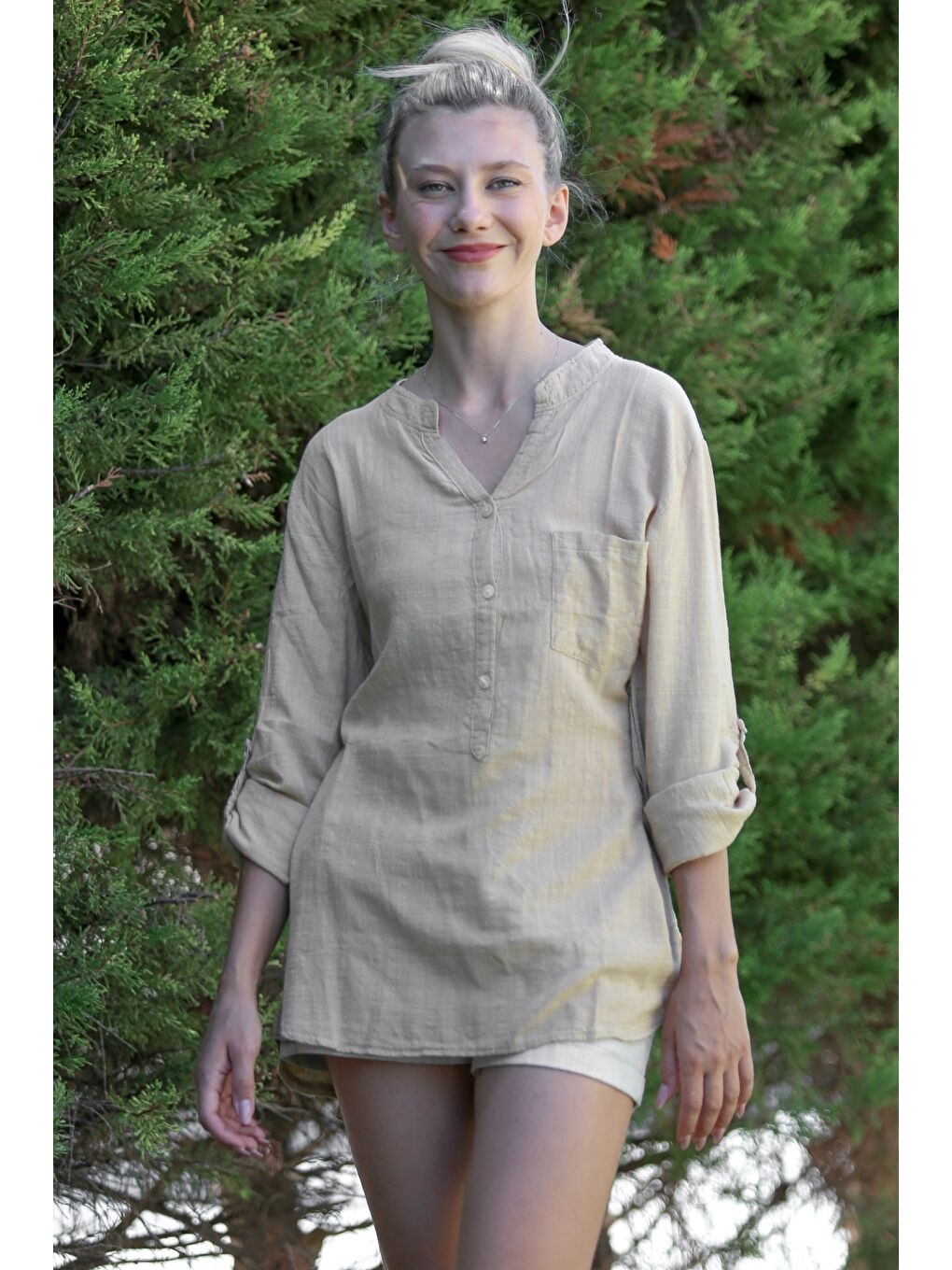 Koyu Bej Hakim Yaka Düğmeli Uzun Kollu Cepli Pamuklu Dokuma Casual Bluz-1