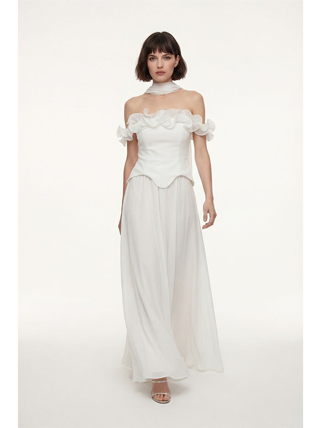 Kadın Beyaz Fırfır Detaylı Uzun Söz Nişan Nikah Abiye Elbise