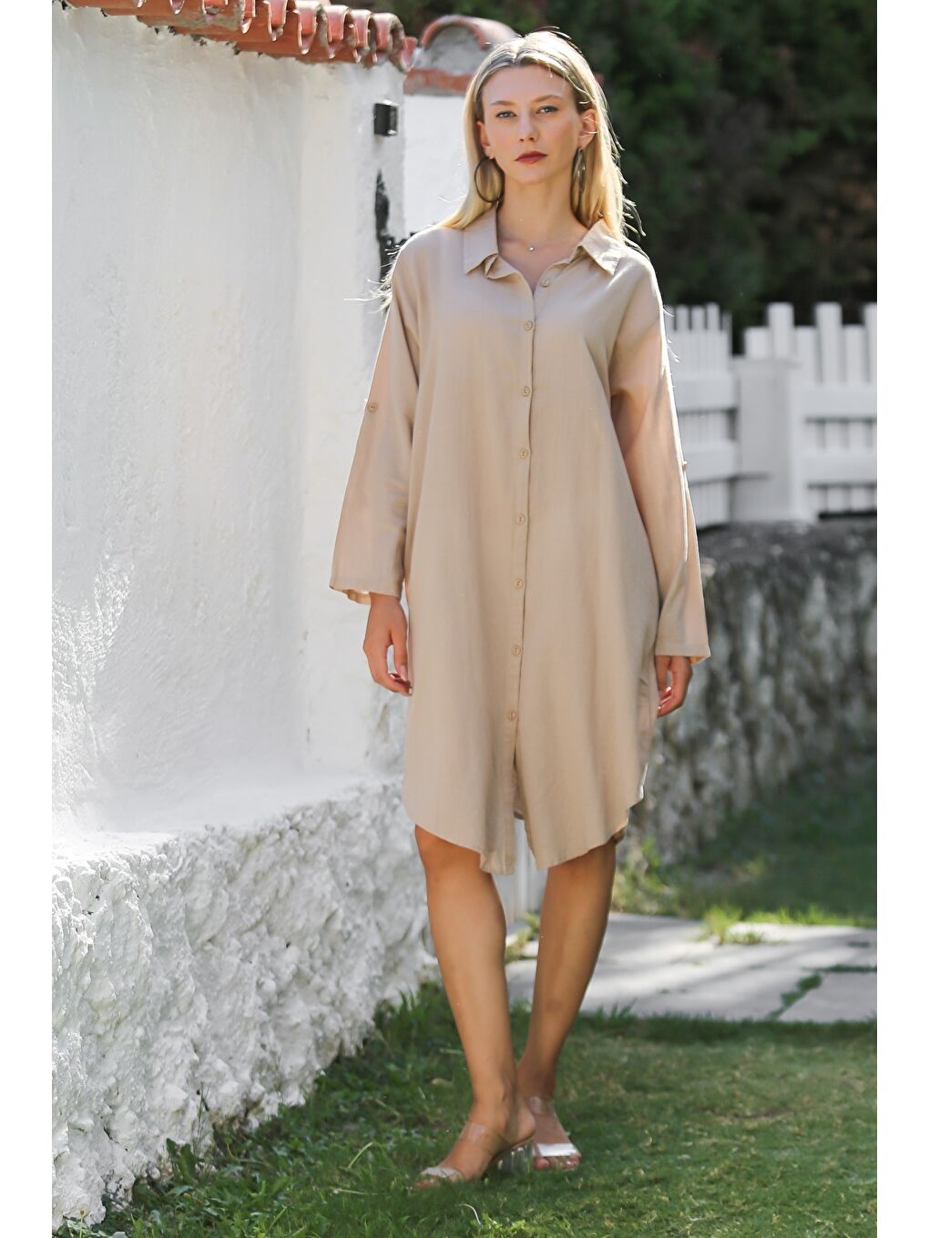 Koyu Bej Gömlek Yaka Düğmeli Uzun Kollu Cepli Göz Nakışlı Pamuklu Dokuma Casual Elbise-5