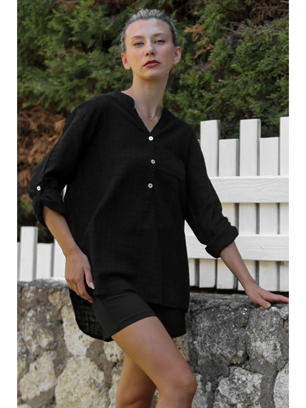 Siyah Hakim Yaka Düğmeli Uzun Kollu Cepli Pamuklu Dokuma Casual Bluz-5