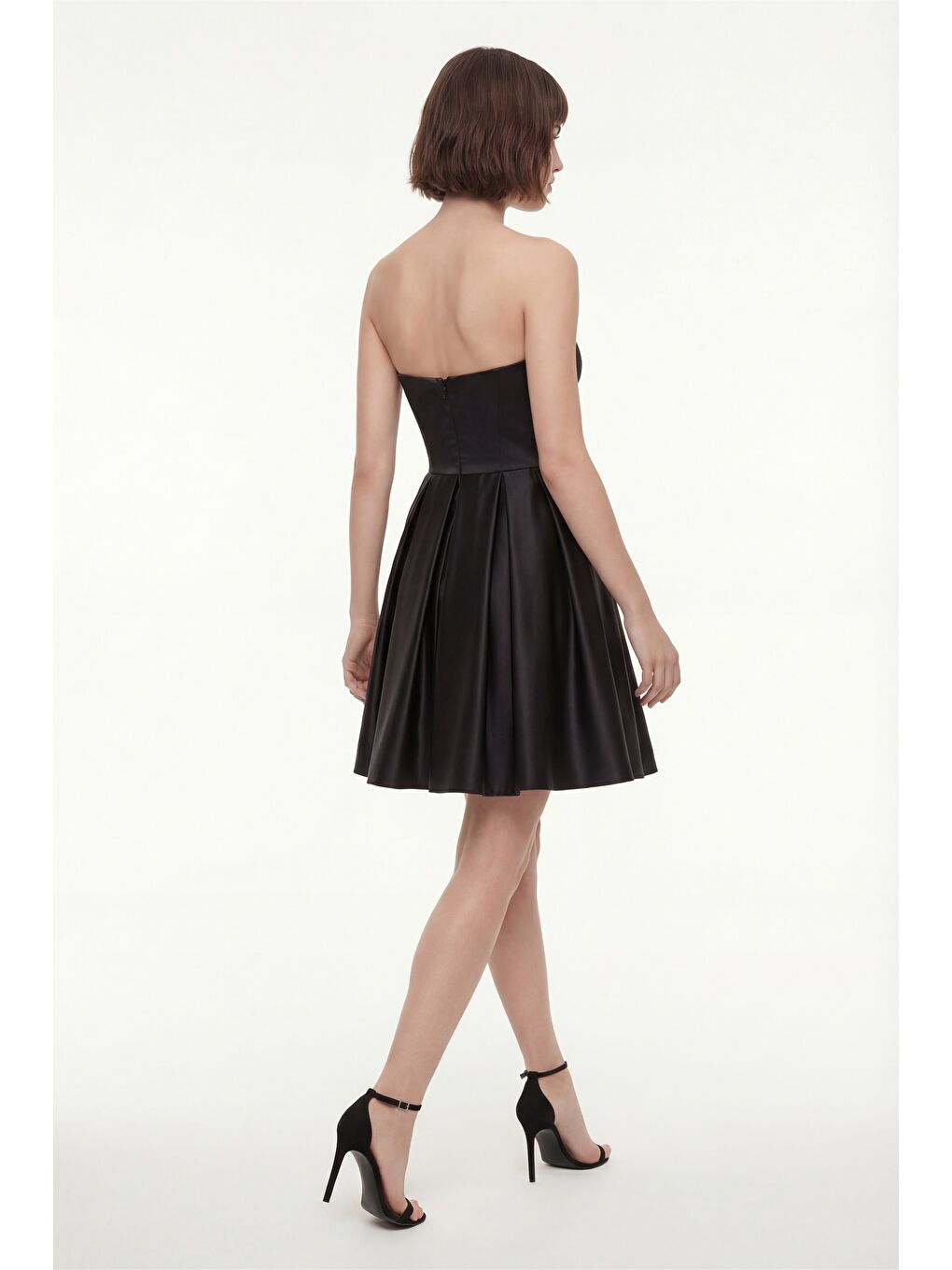 Kadın Siyah Dar Kalıp Straplez Yaka Saten Mini Mezuniyet Abiye Elbise-4