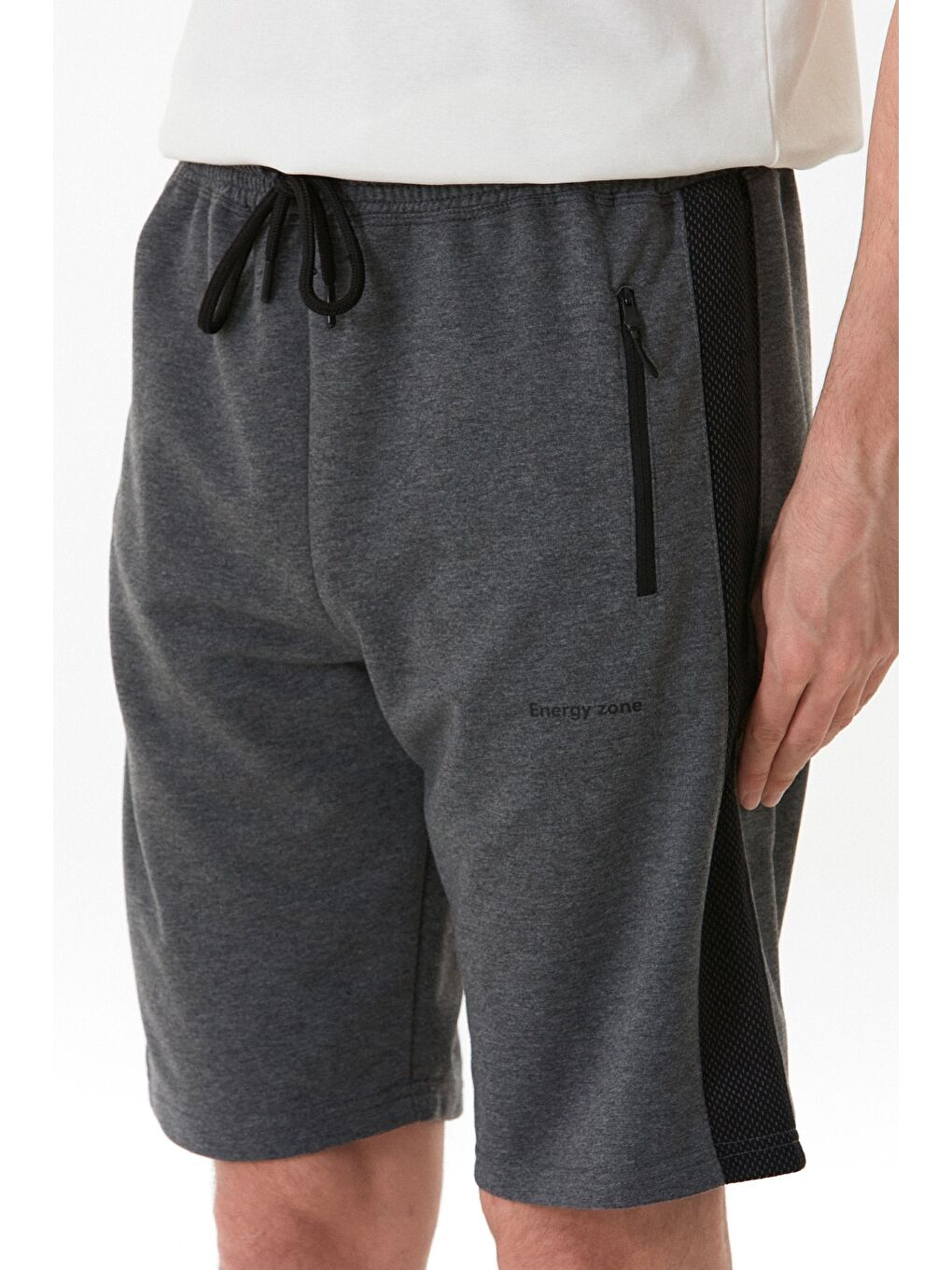 Antrasit Beli Lastikli Cebi Fermuarlı Şort-4