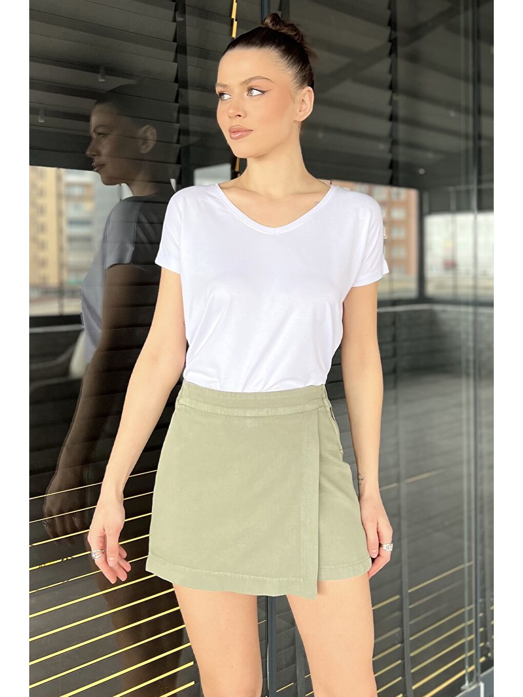 Haki Kadın Fermuarlı Bel Lastikli Gabardin Şort Etek-1