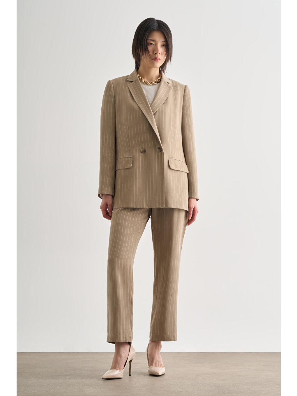 Bej Rengi İnce Çizgili Anvelop Blazer Ceket-3