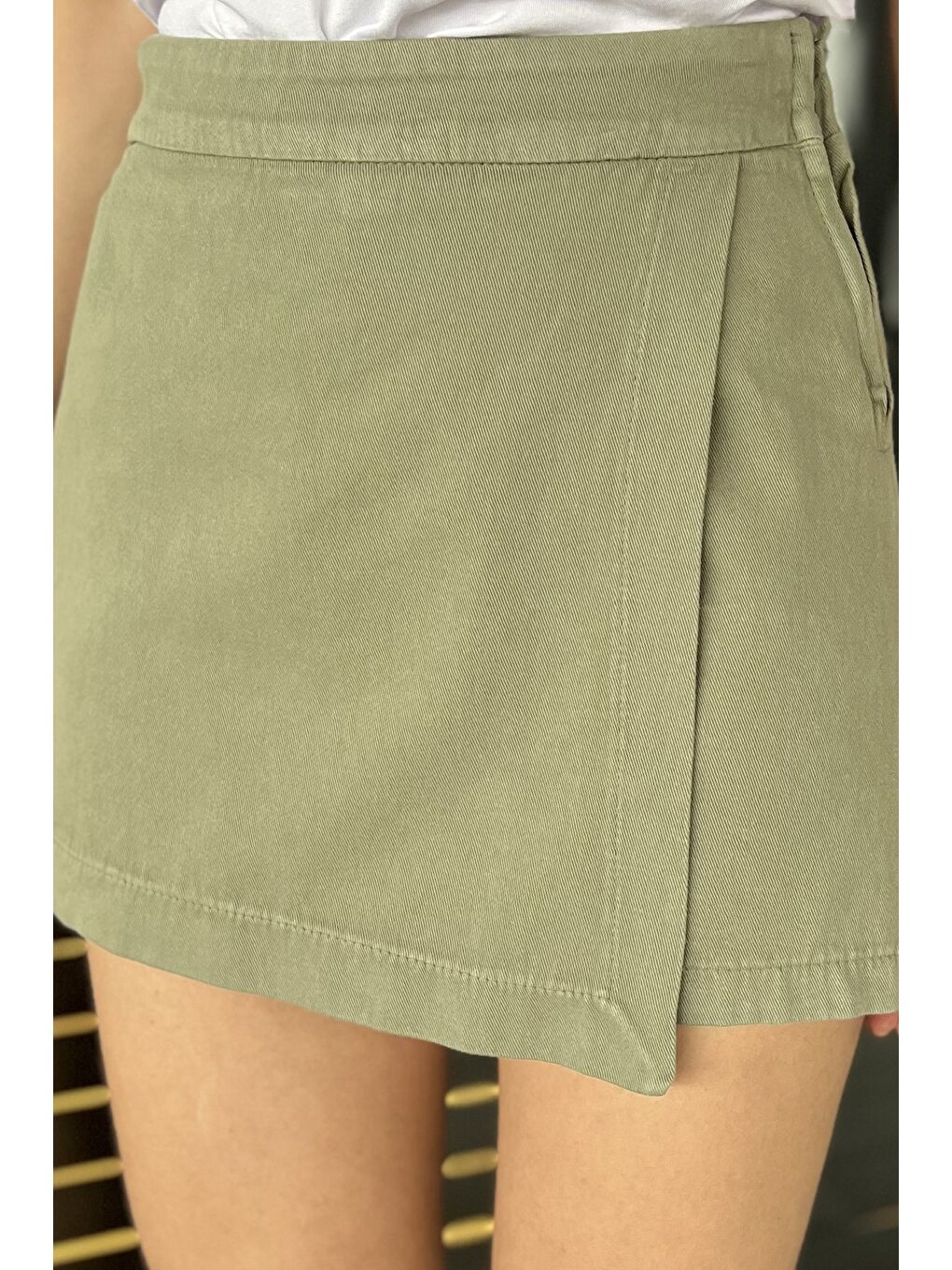 Haki Kadın Fermuarlı Bel Lastikli Gabardin Şort Etek-2