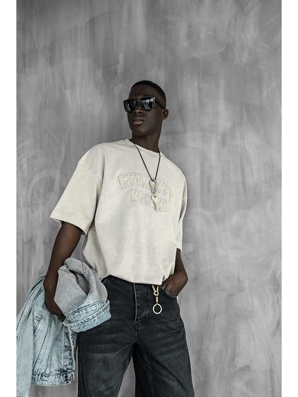 Bej Erkek Önü Slogan İşlemeli Yıkamalı Oversize Tişört Taş-5