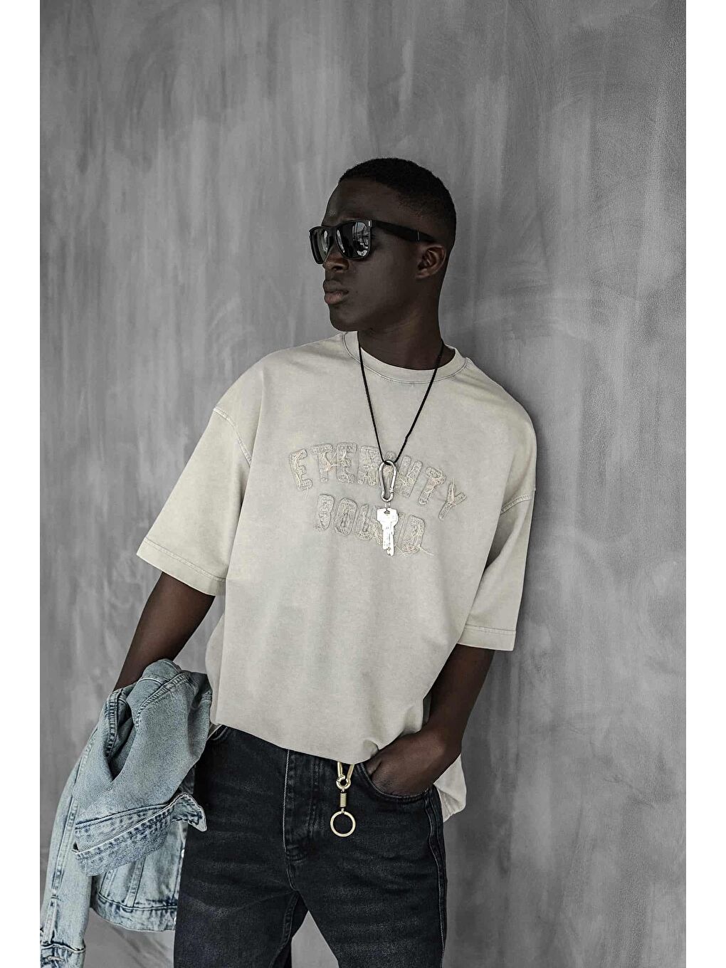 Bej Erkek Önü Slogan İşlemeli Yıkamalı Oversize Tişört Taş-6