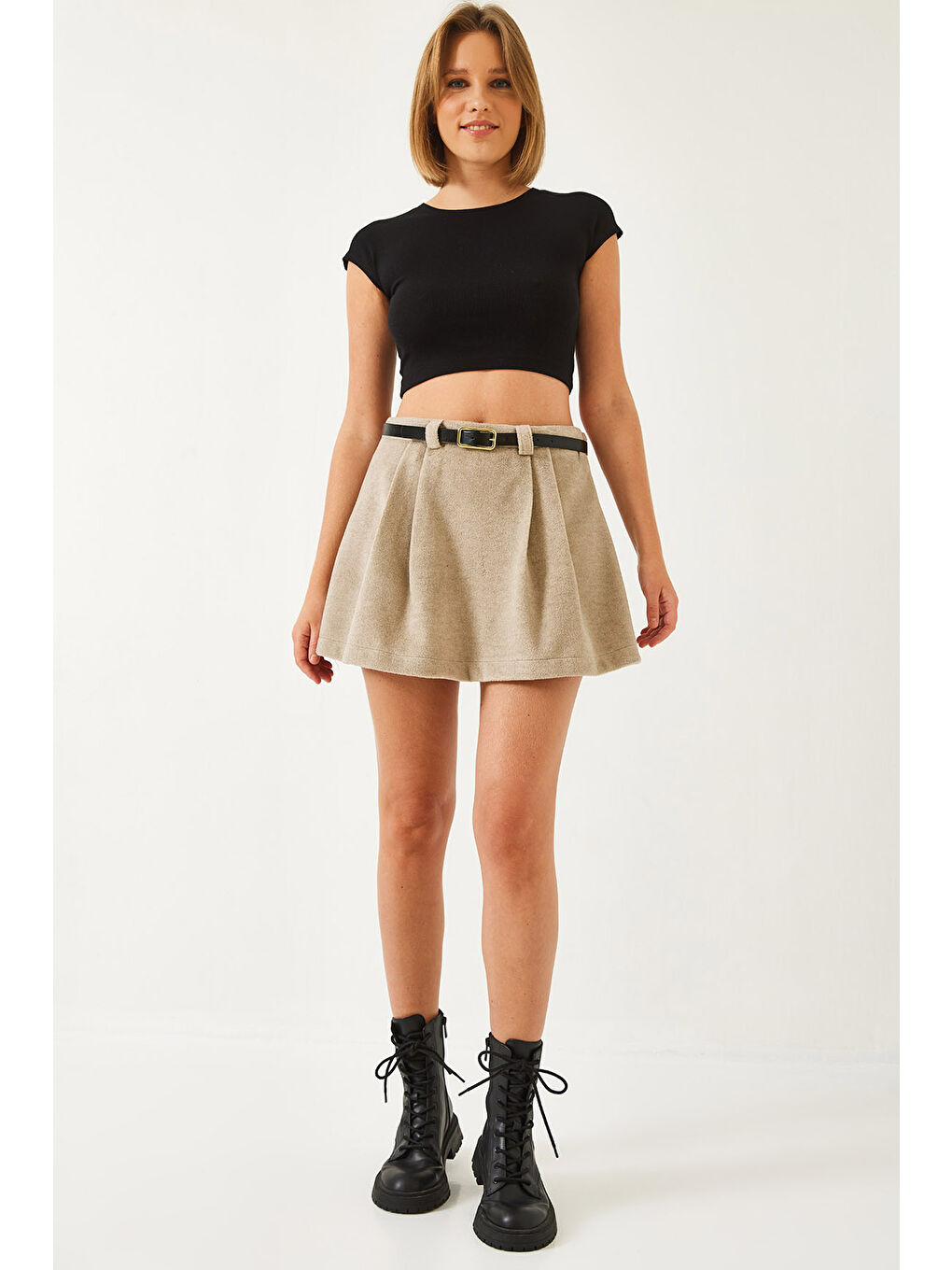 Bej Kadın Kemerli Kaşe Etek