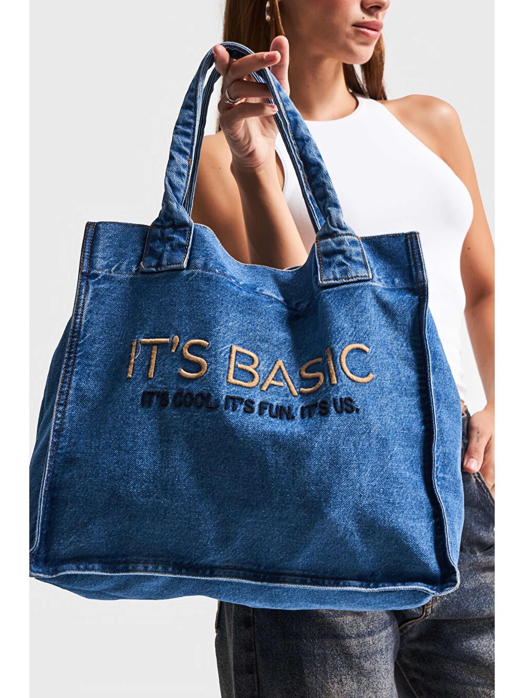 Mavi Jean Rengi Its basic Nakışlı Körüklü Askılı Denim Çanta