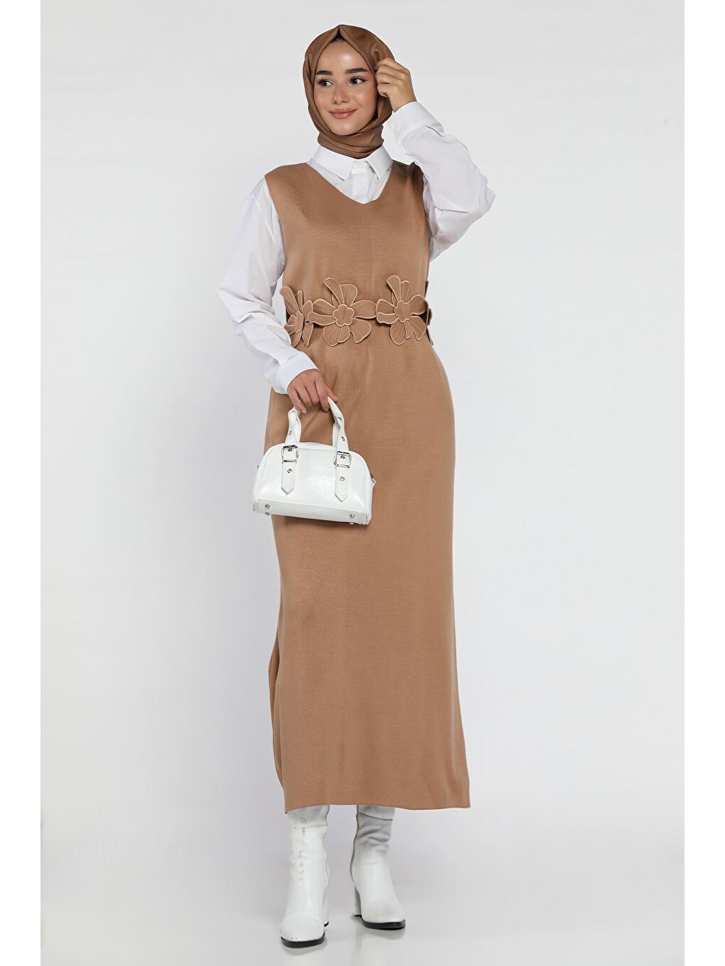 Ekru Gül Figürlü Triko Elbise Gömlek Tesettür İkili Takım