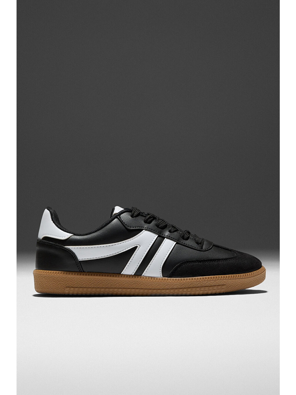 Kadın Siyah Beyaz Termo Taban Yanı Şeritli Bağcıklı Günlük Rahat Spor Ayakkabı-4