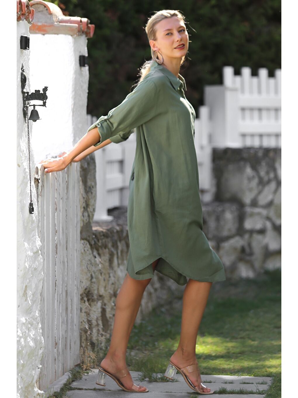 Haki Gömlek Yaka Düğmeli Uzun Kollu Cepli Tavuskuşu Nakışlı Pamuklu Dokuma Casual Elbise-2