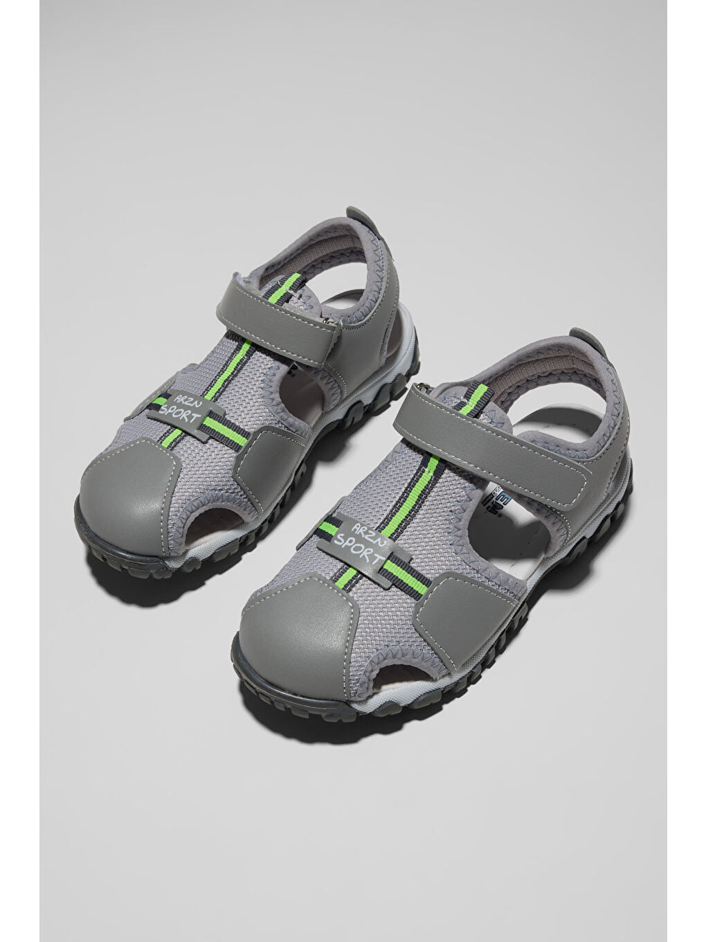 Çocuk Unisex Açık Gri Çoçuk Cırtlı Rahat Kalıp Sandalet-2