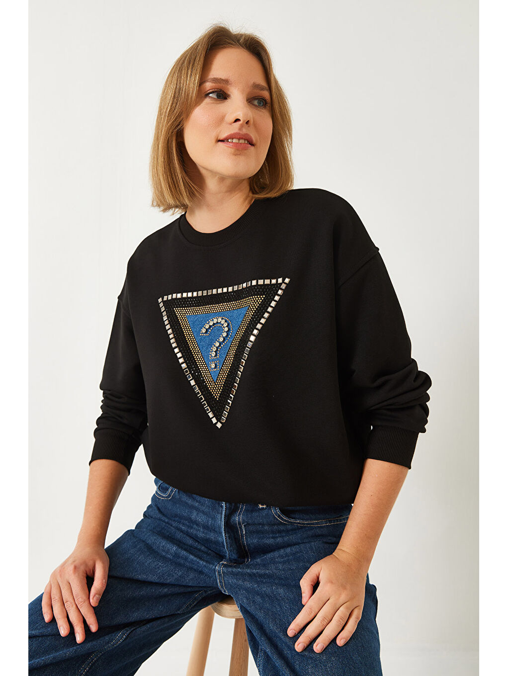 Siyah Kadın Üçgen Taş İşlemeli Sweatshirt-1