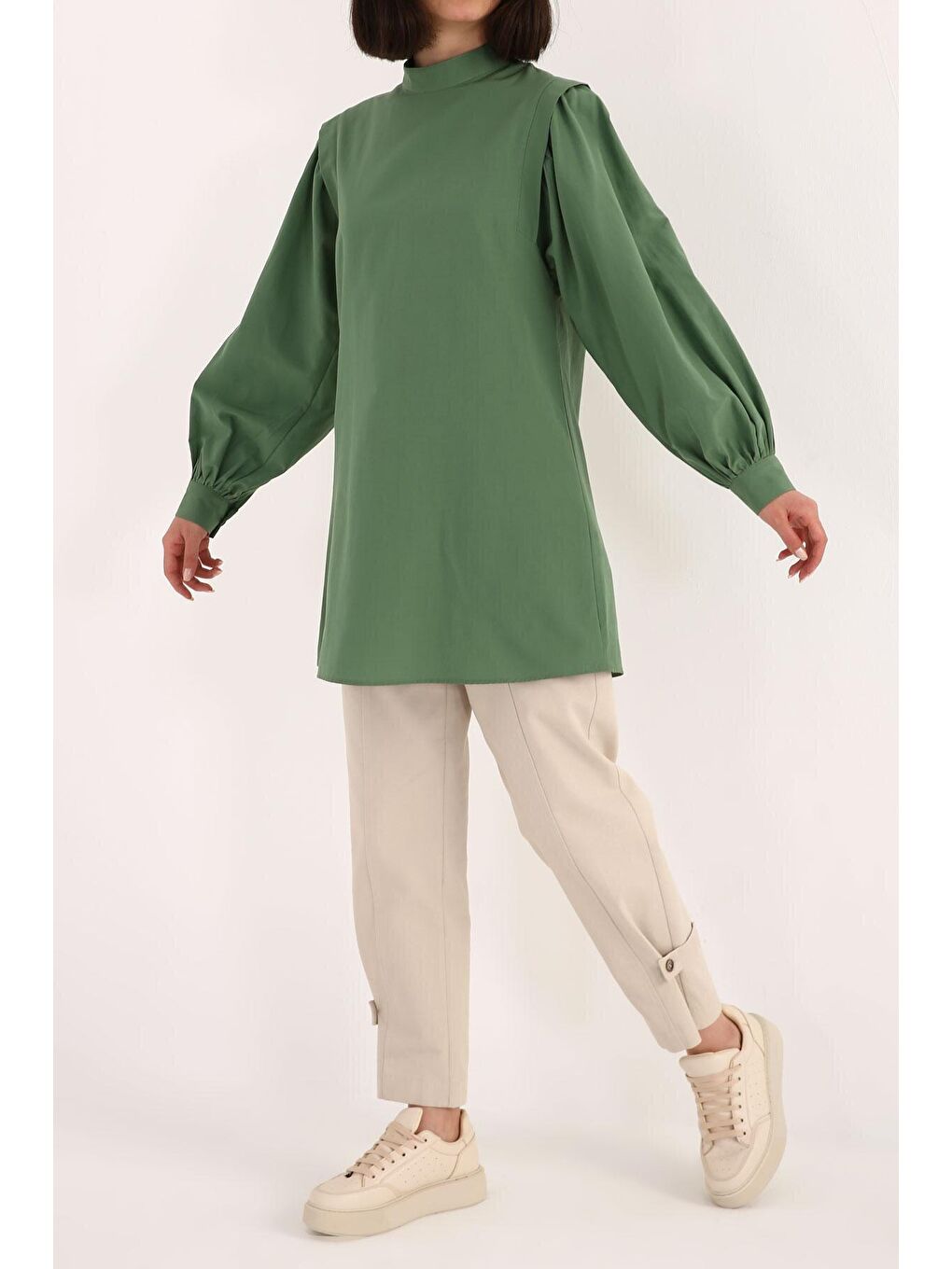 Yeşil Omuz Pile Detaylı Balon Kol Tunik