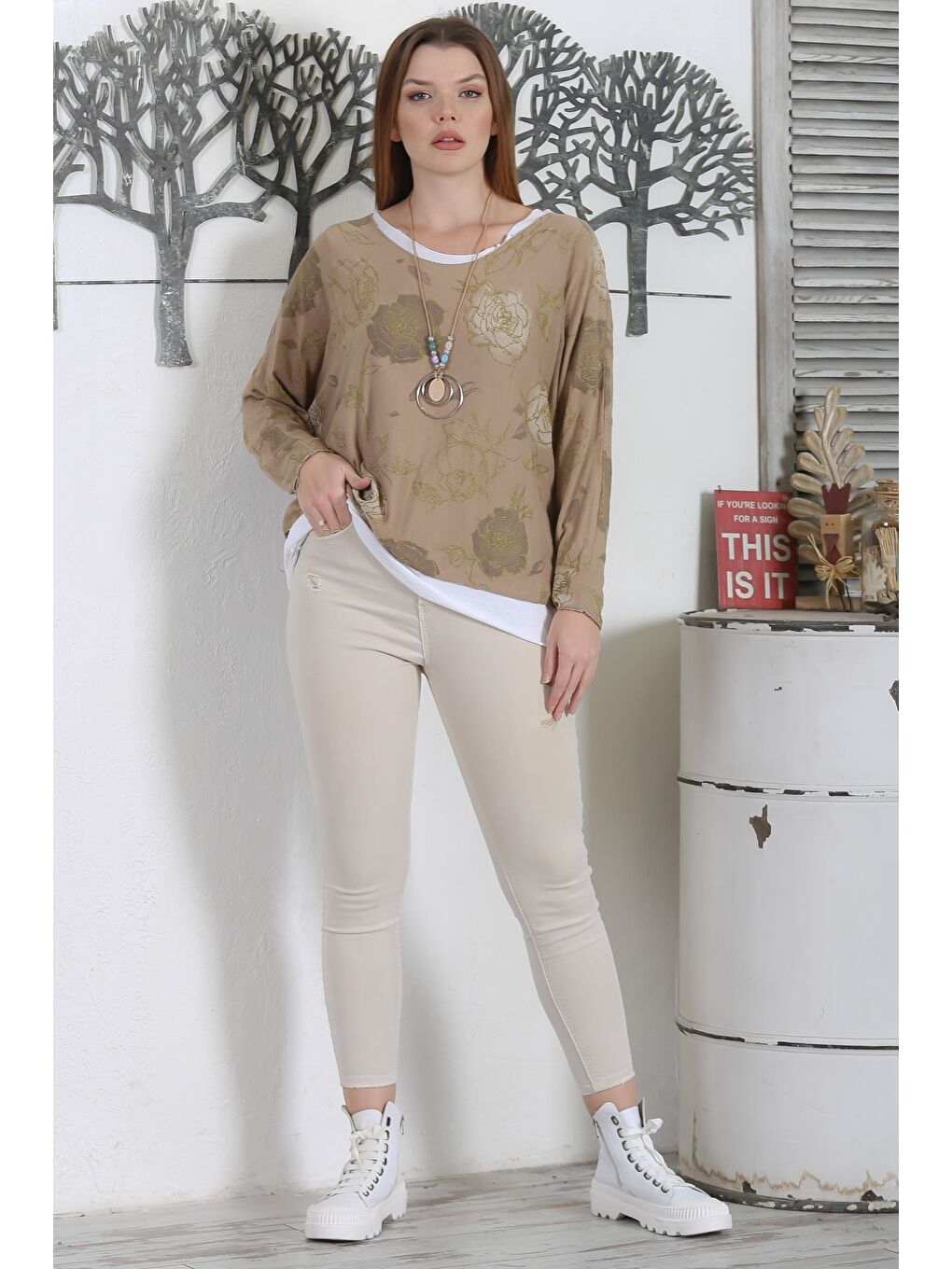 Kahverengi İtalyan Üçlü Set Açık Kahve Yarasa Kol Yaka Ve Etek Ucu Lurex İpli Kolyeli Ve İçi Basic Triko Bluz-3