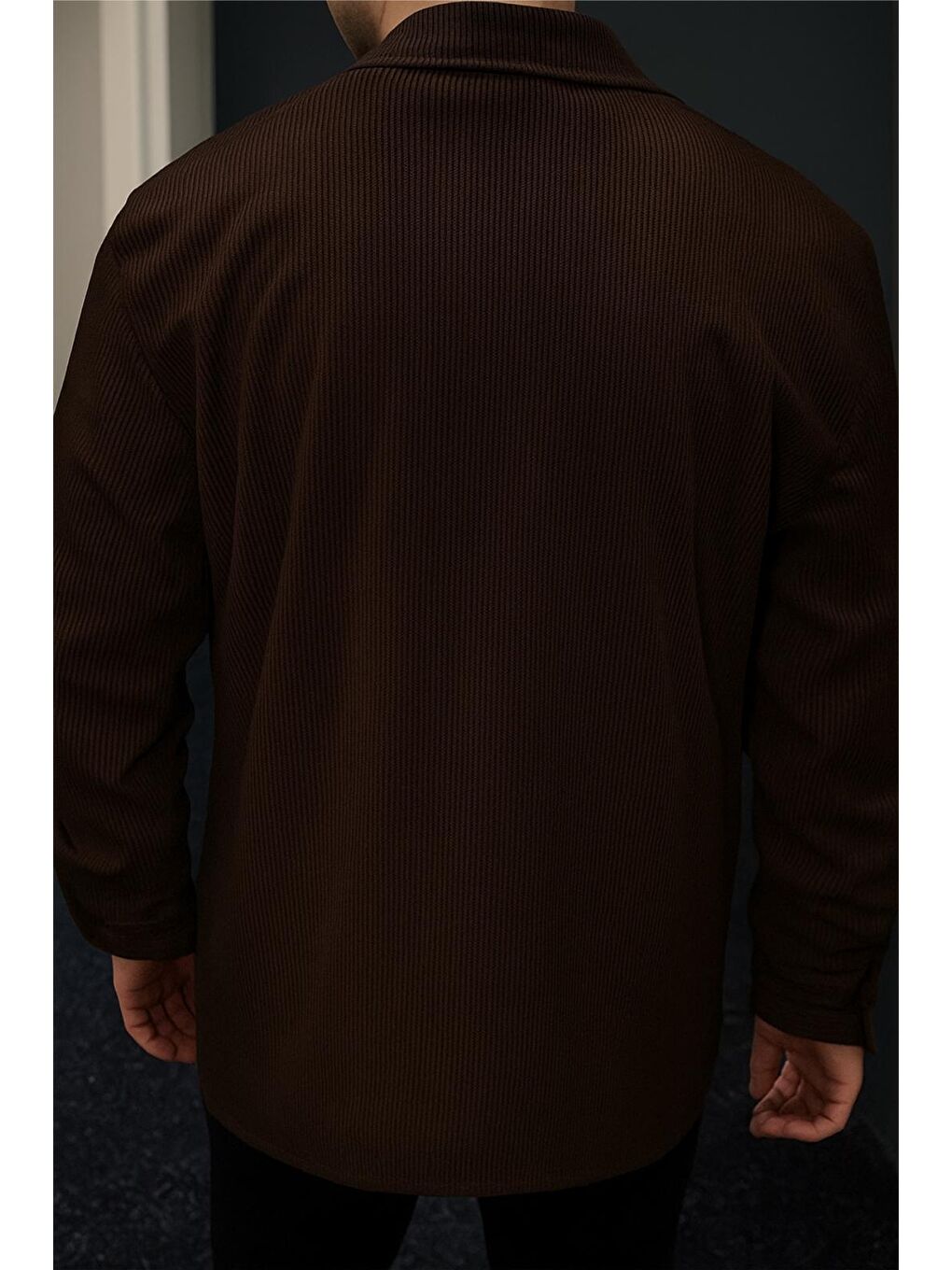 Kahverengi Linno Kapaklı Çift Cepli Fitilli Erkek Kadife Gömlek-1