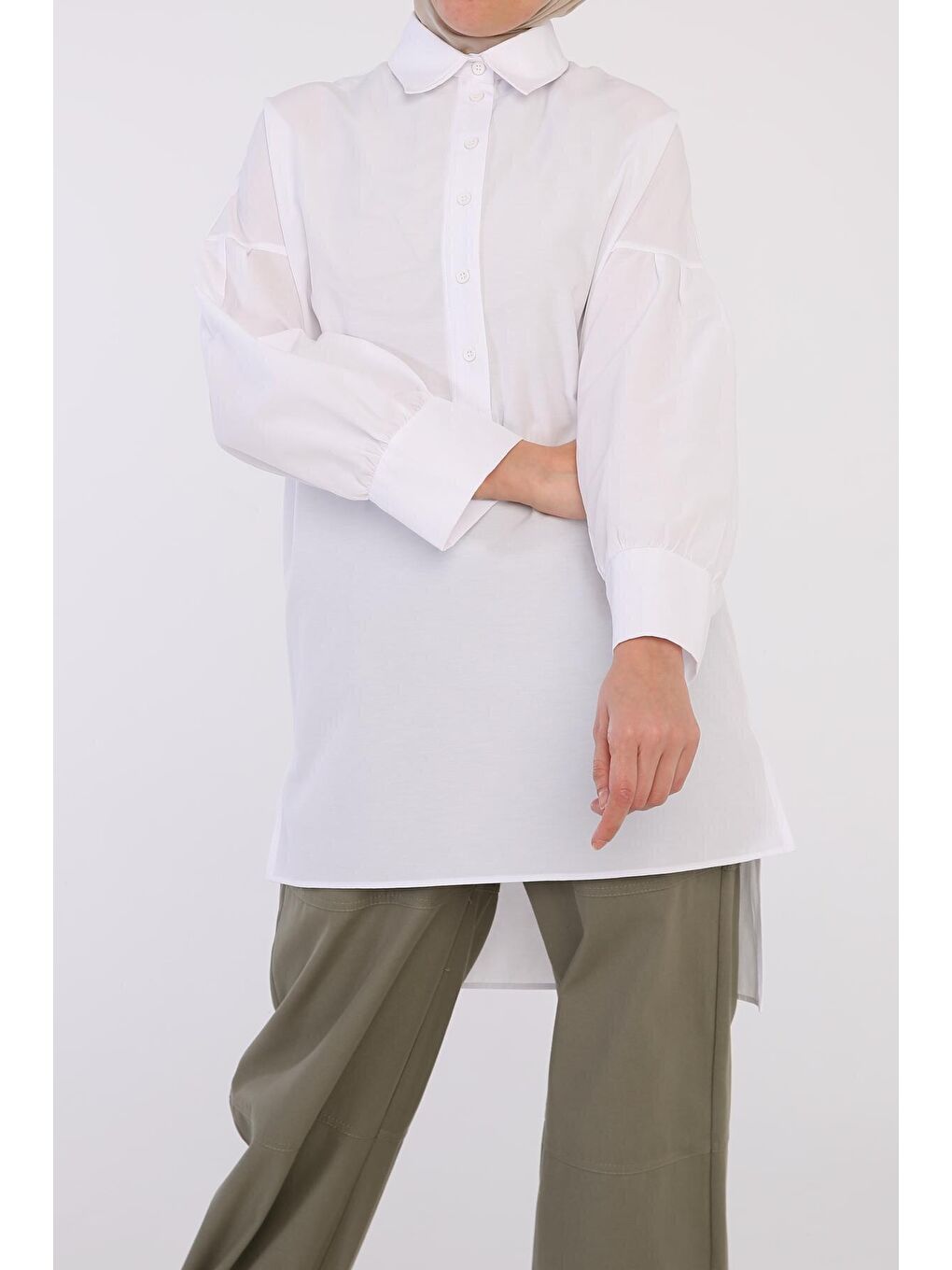 Beyaz Kol Pileli Rahat Kalıp Tunik-2