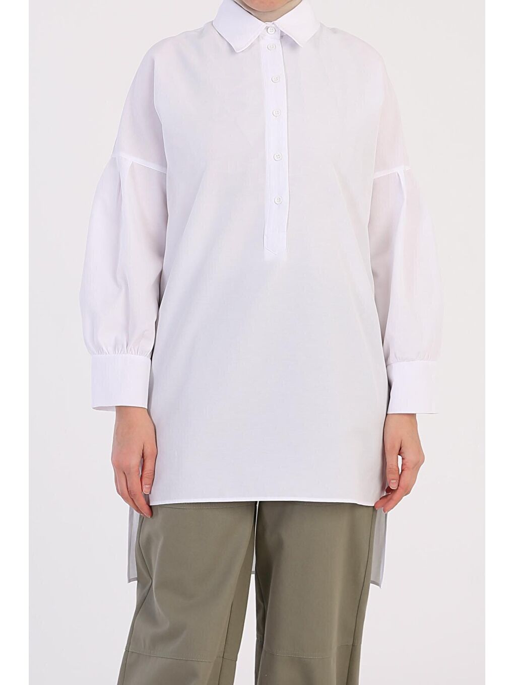 Beyaz Kol Pileli Rahat Kalıp Tunik-3