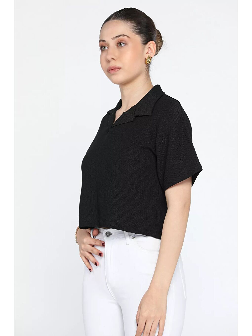 GÜLSELİ Siyah Kadın Polo Yaka Crop T-shirt - 2