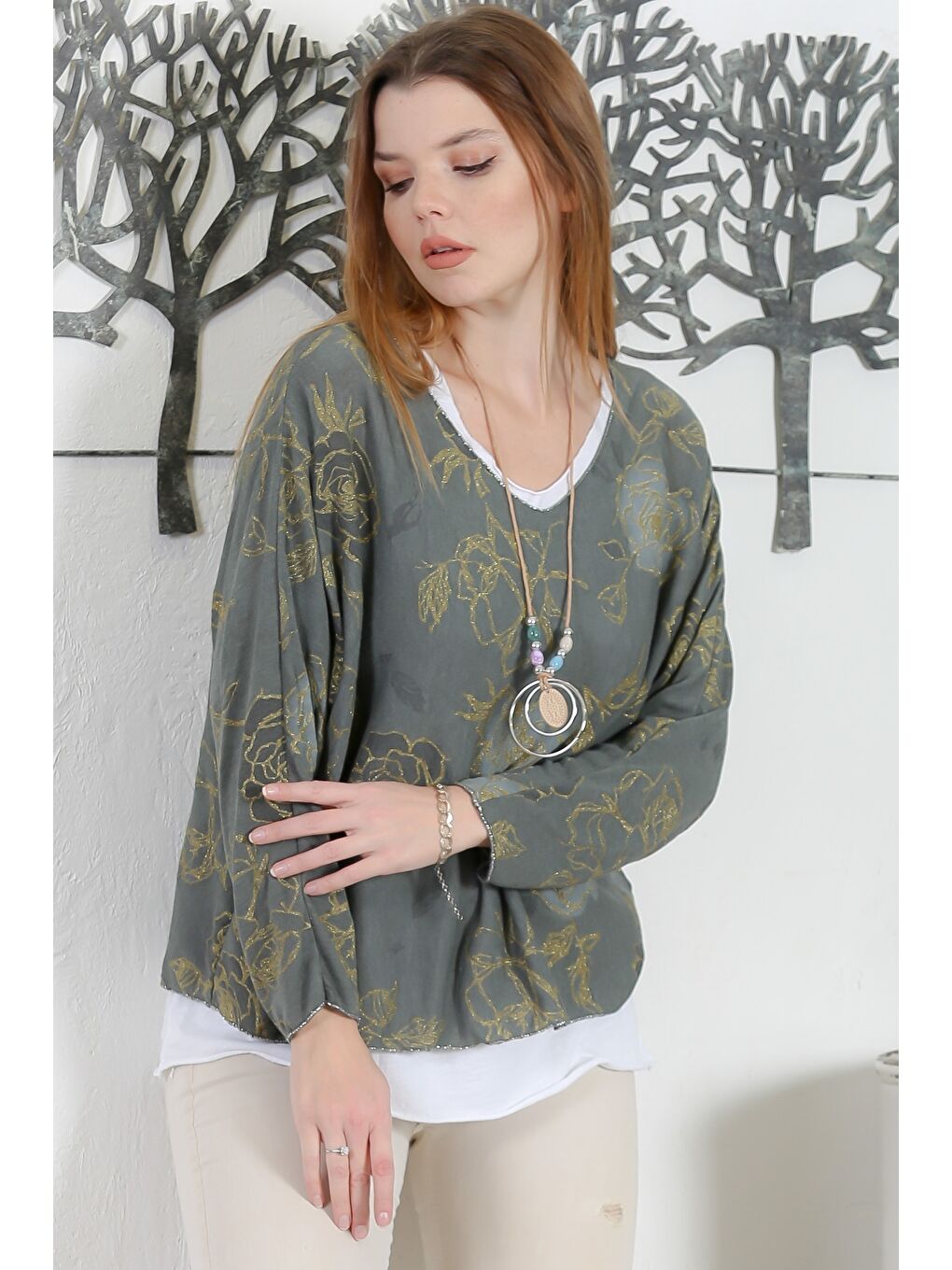 İtalyan Üçlü Set Haki V Yaka Yarasa Kol Yaka Ve Etek Ucu Lurex İpli Kolyeli Ve İçi Basic Triko Bluz-2