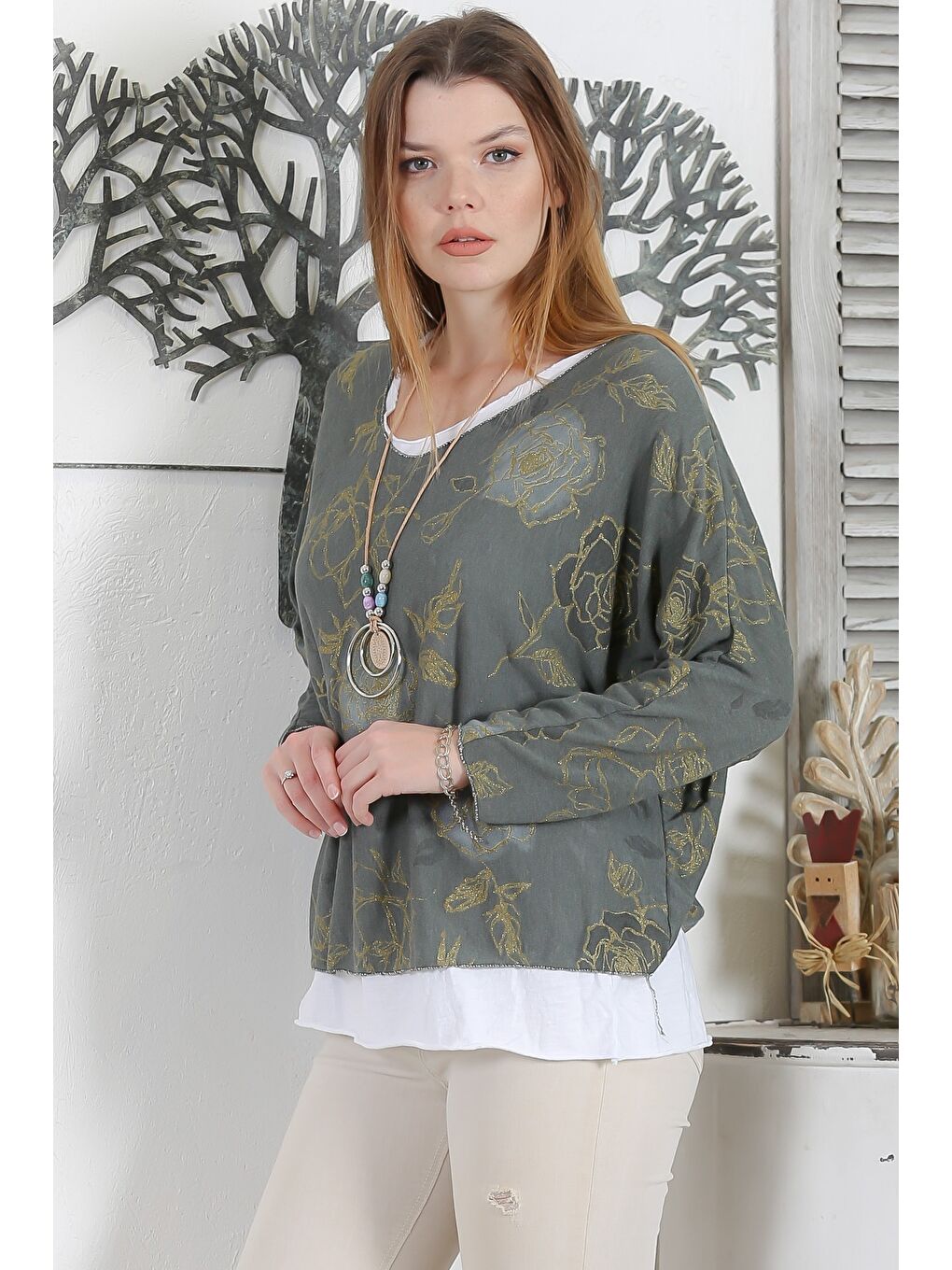 İtalyan Üçlü Set Haki V Yaka Yarasa Kol Yaka Ve Etek Ucu Lurex İpli Kolyeli Ve İçi Basic Triko Bluz-3