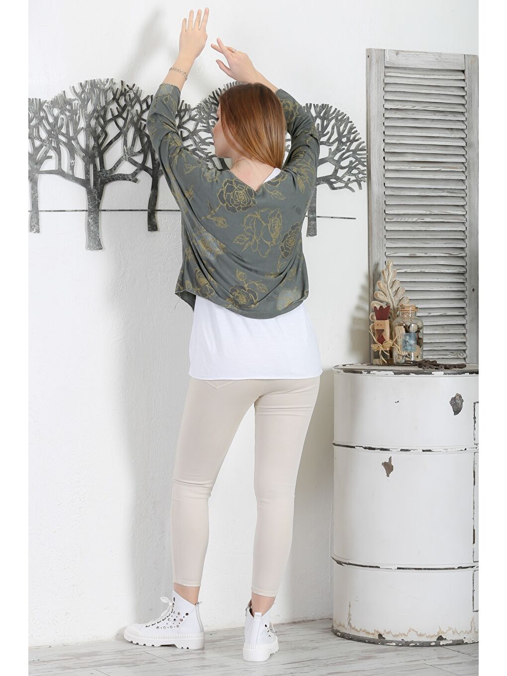 İtalyan Üçlü Set Haki V Yaka Yarasa Kol Yaka Ve Etek Ucu Lurex İpli Kolyeli Ve İçi Basic Triko Bluz-7