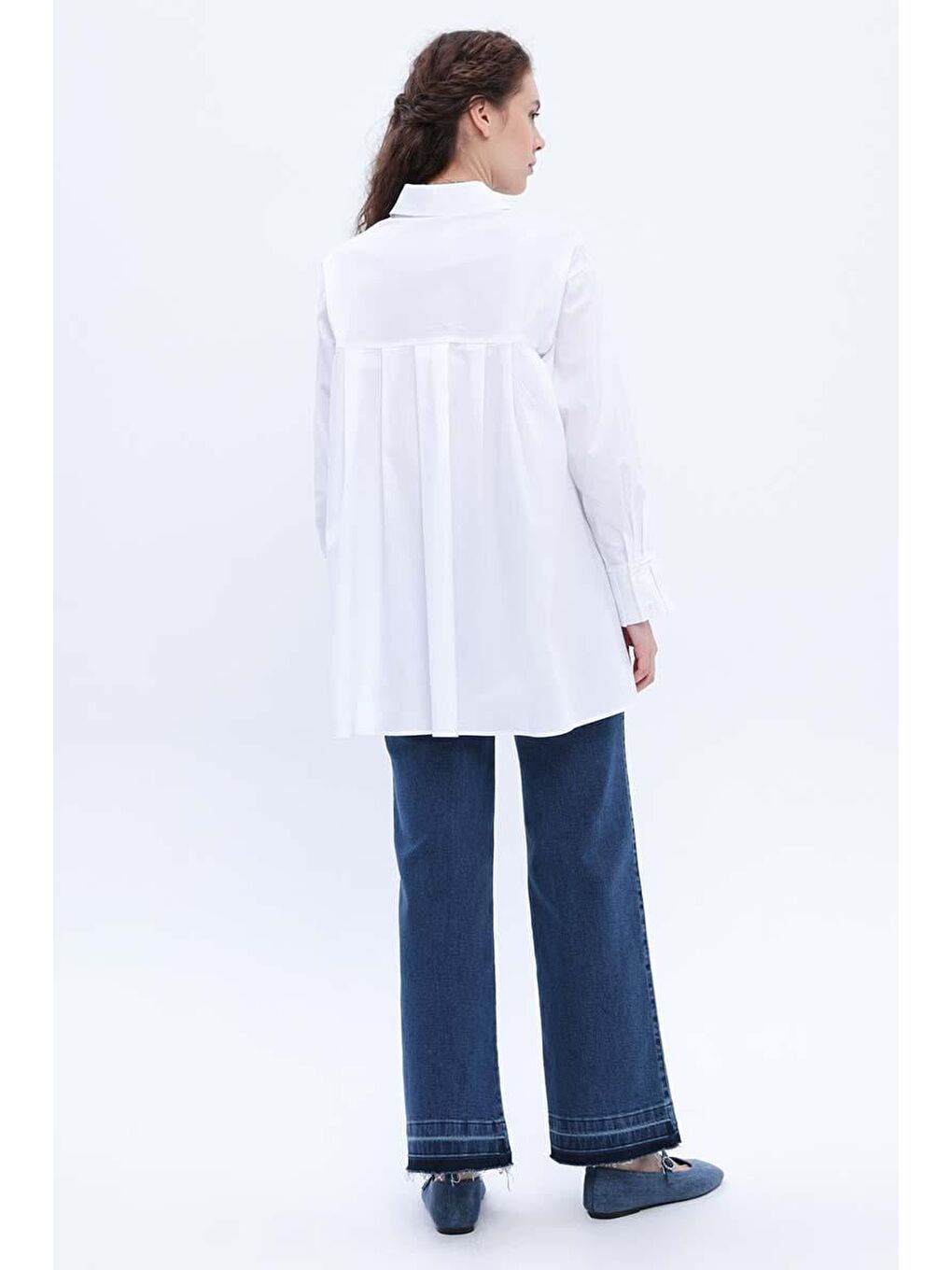 Beyaz-Pamuklu Pile Detaylı Poplin Gömlek-3