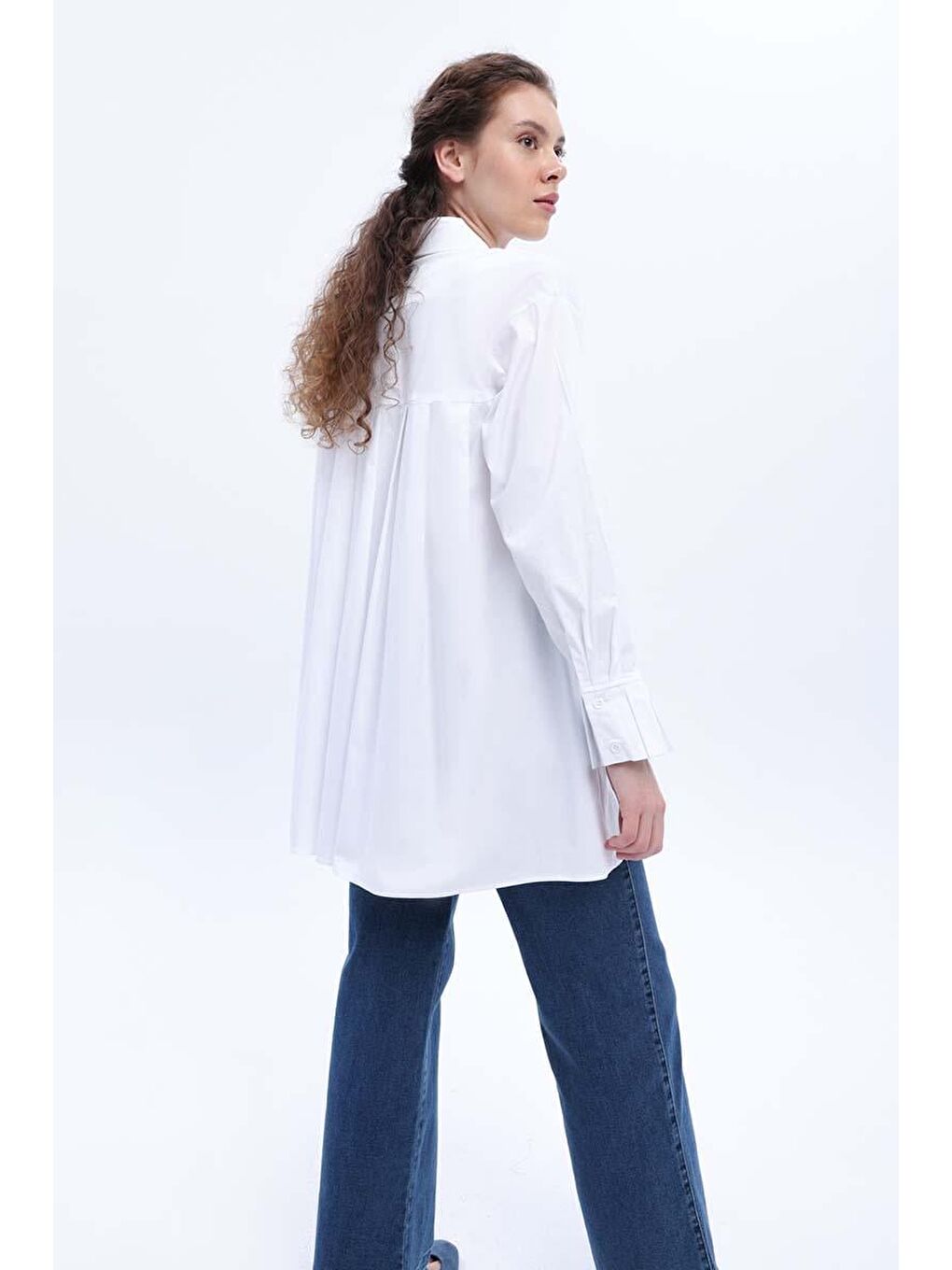 Beyaz-Pamuklu Pile Detaylı Poplin Gömlek-4