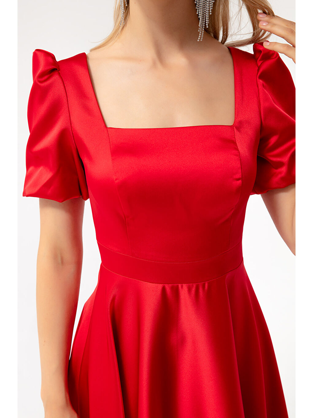 Kadın Kırmızı Balon Kol Kloş Kesim Midi Saten Abiye Elbise-2